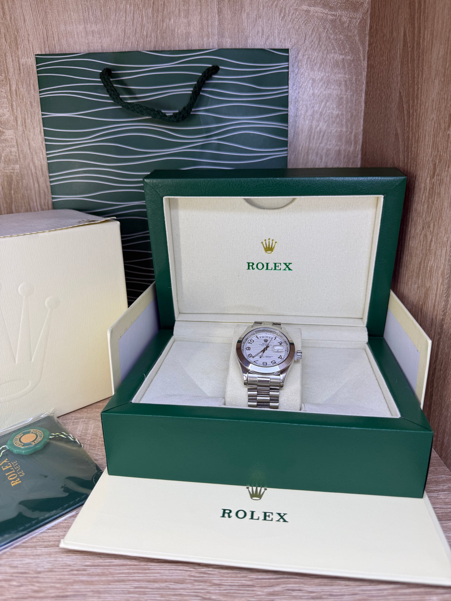 ROLEX HOMMES CHIFFRE AVEC COFFRET