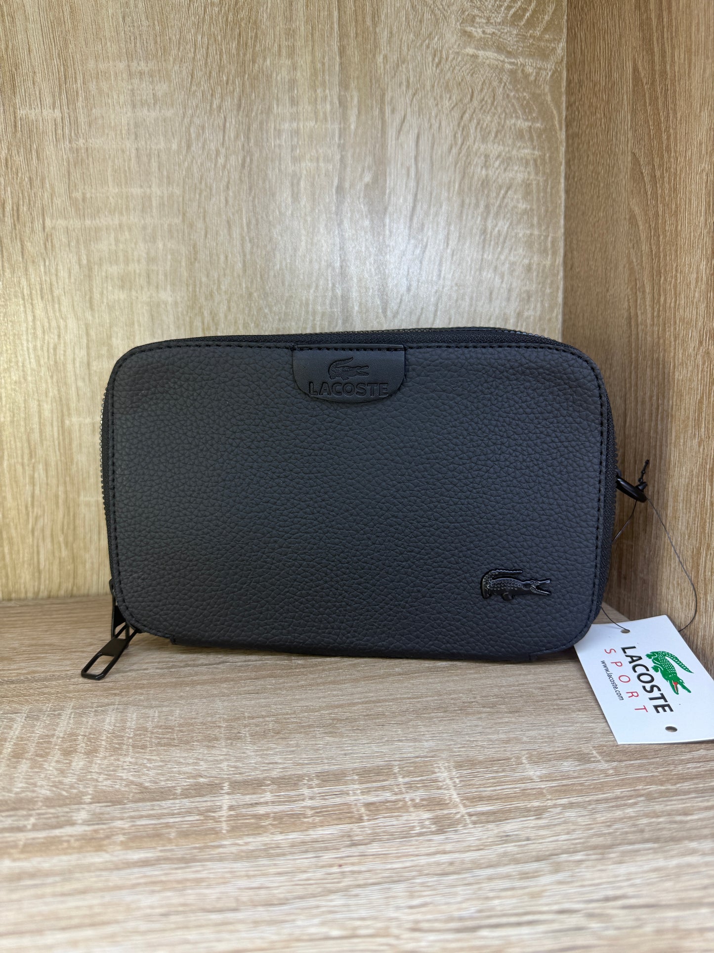 SAC LACOSTE HOMMES NEW