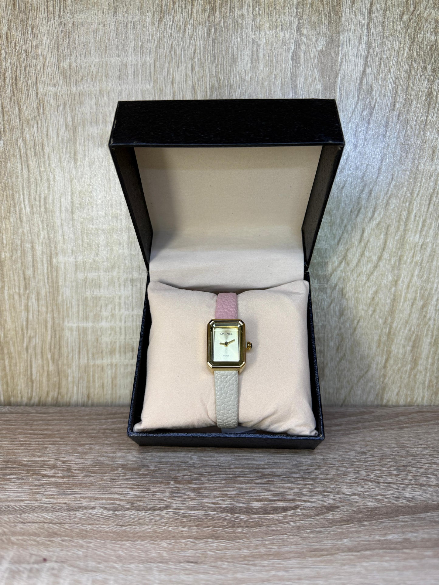 CHANEL FEMMES CUIR BOITE SIMPLE