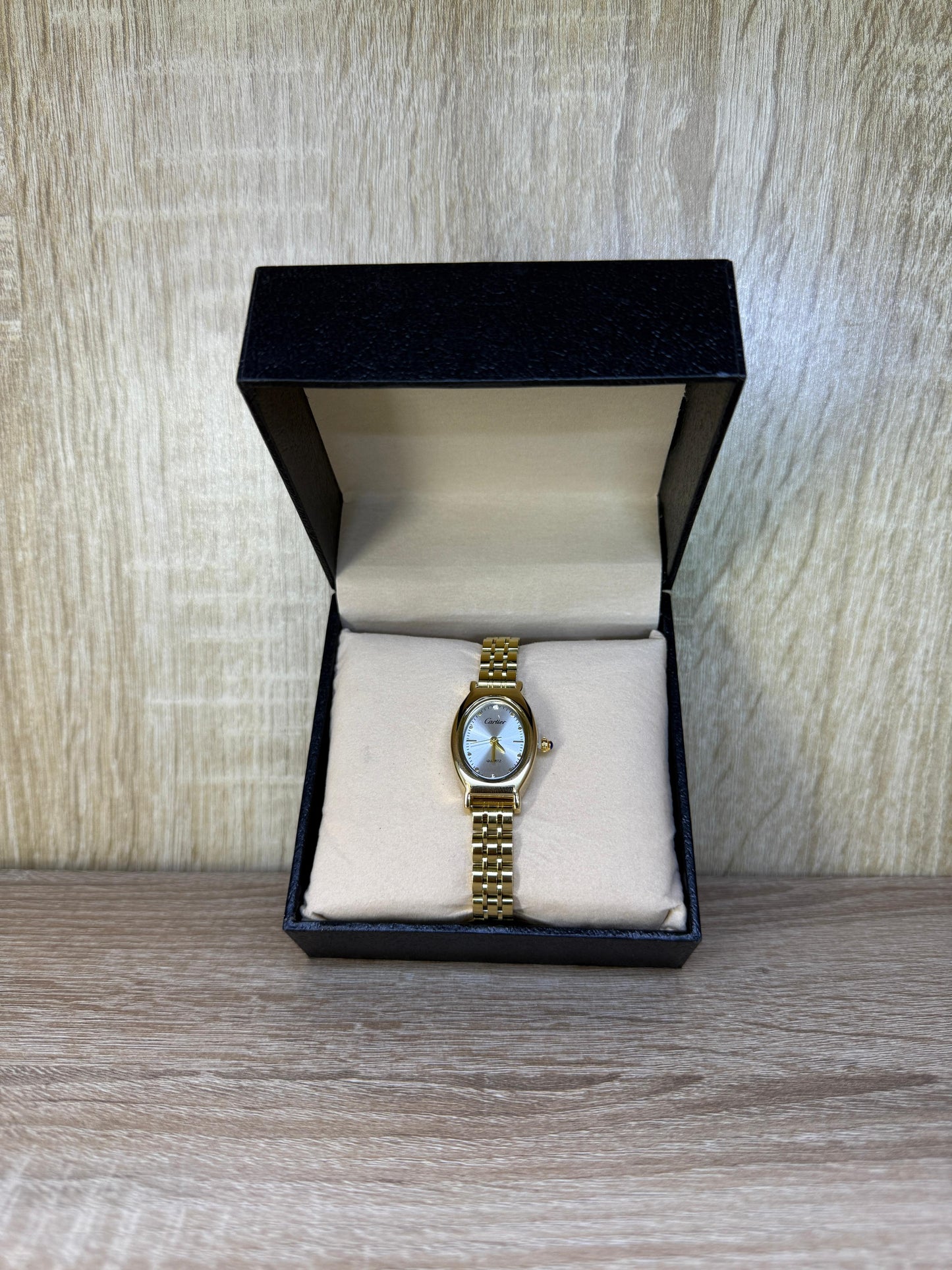CARTIER FEMMES 23 BOITE SIMPLE