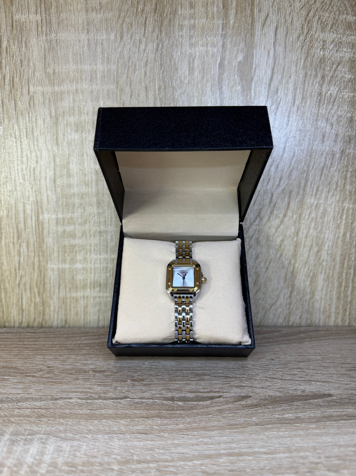 CARTIER PANTHERE FEMME 2026 BOITE SIMPLE