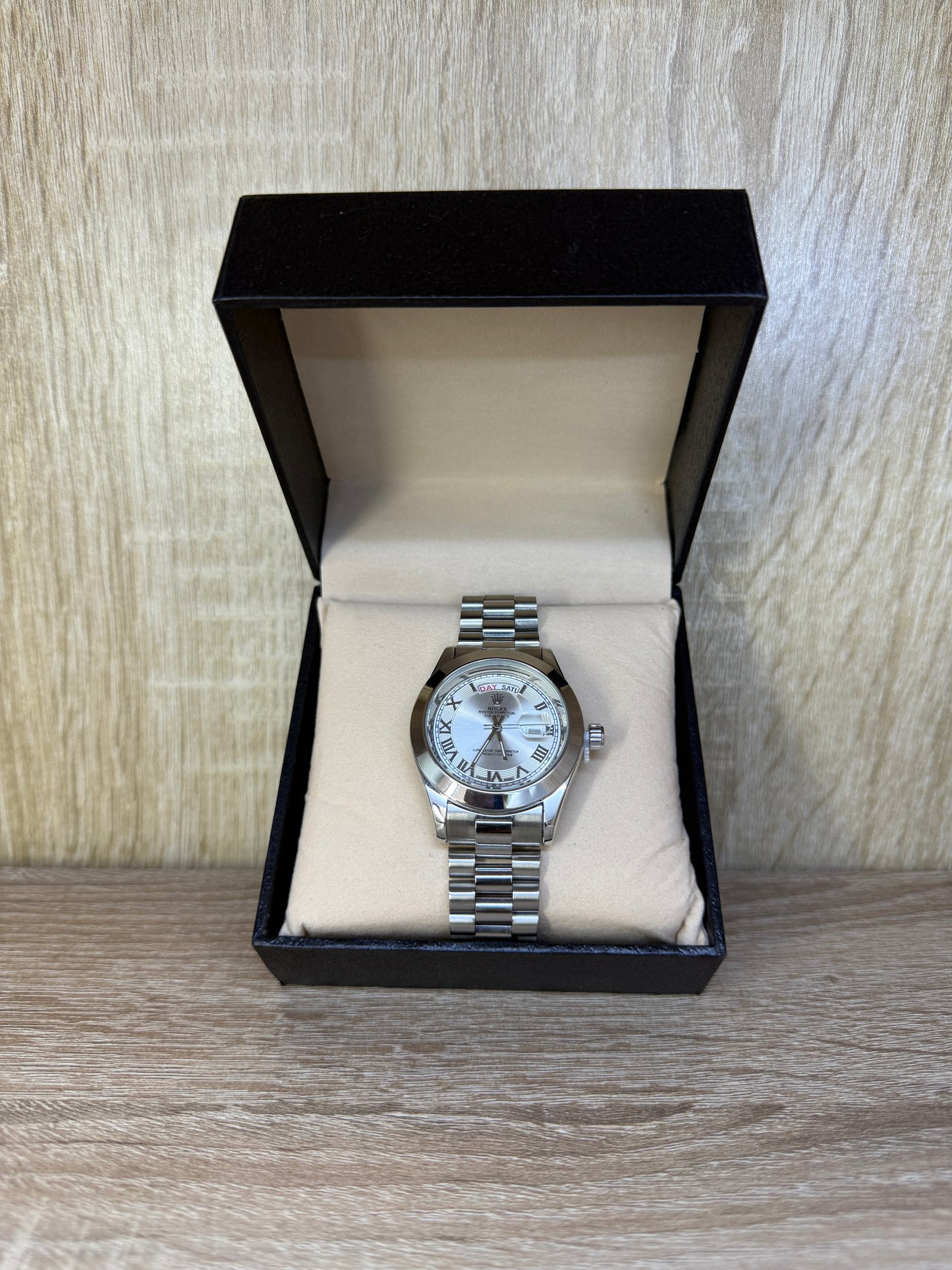 ROLEX HOMMES CHIFFRE ROMAIN BOITE SIMPLE