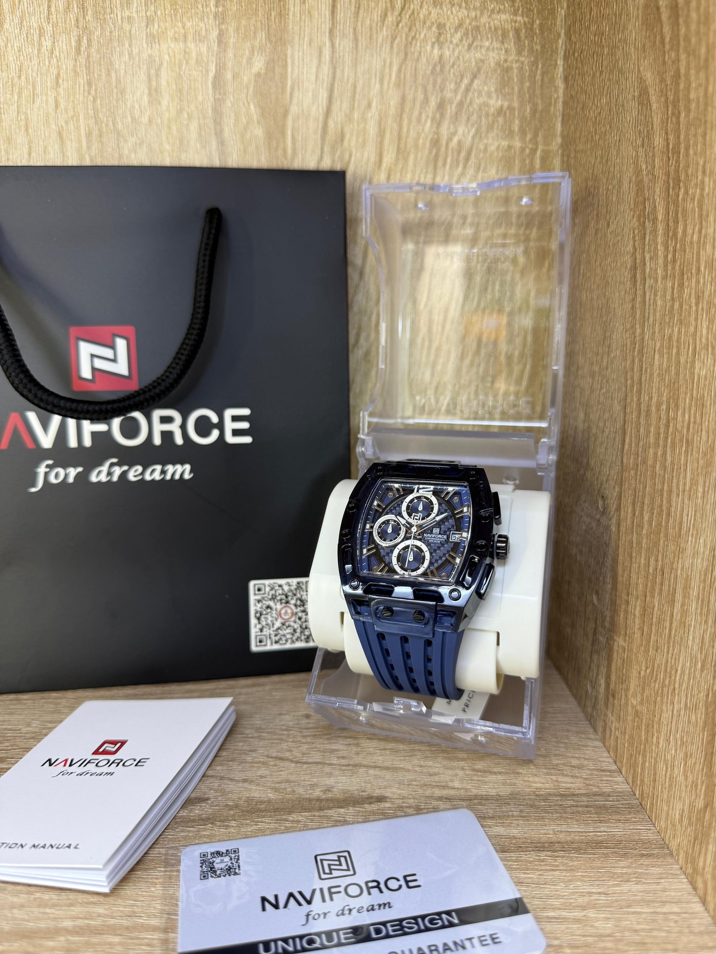 NAVIFORCE BLEU NUIT AVEC PACKAGING