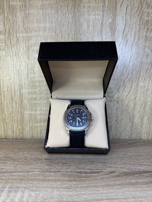 PATEK PHILIPPE AQUANAUT BOITE SIMPLE