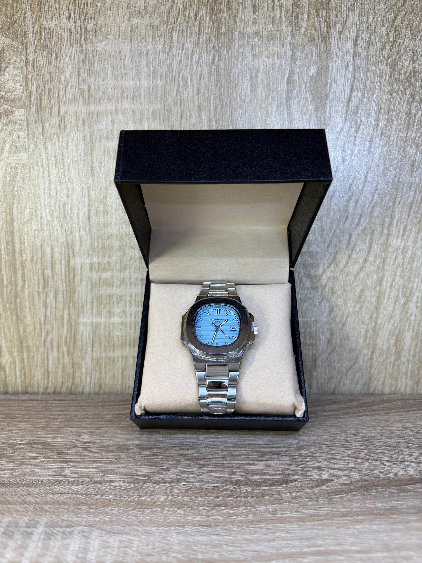 PATEK PHILIPPE BLEU CIEL HOMMES BOITE SIMPLE