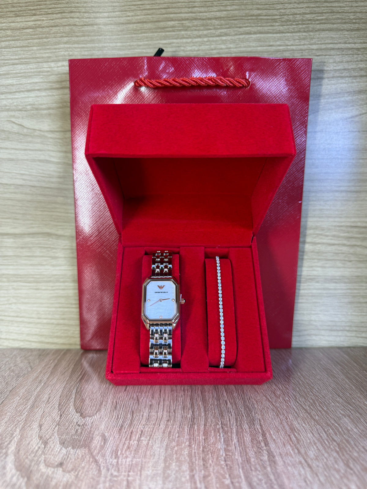 PACK FEMMES ROUGE AVEC SACHET