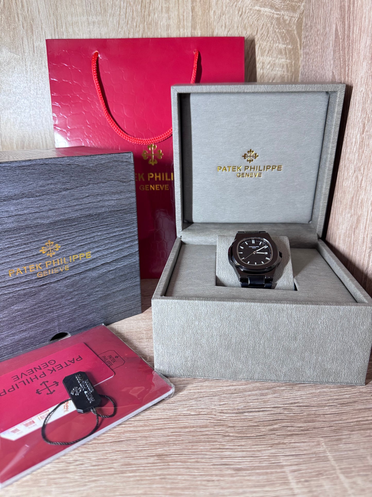 PATEK FULL BLACK COFFRET