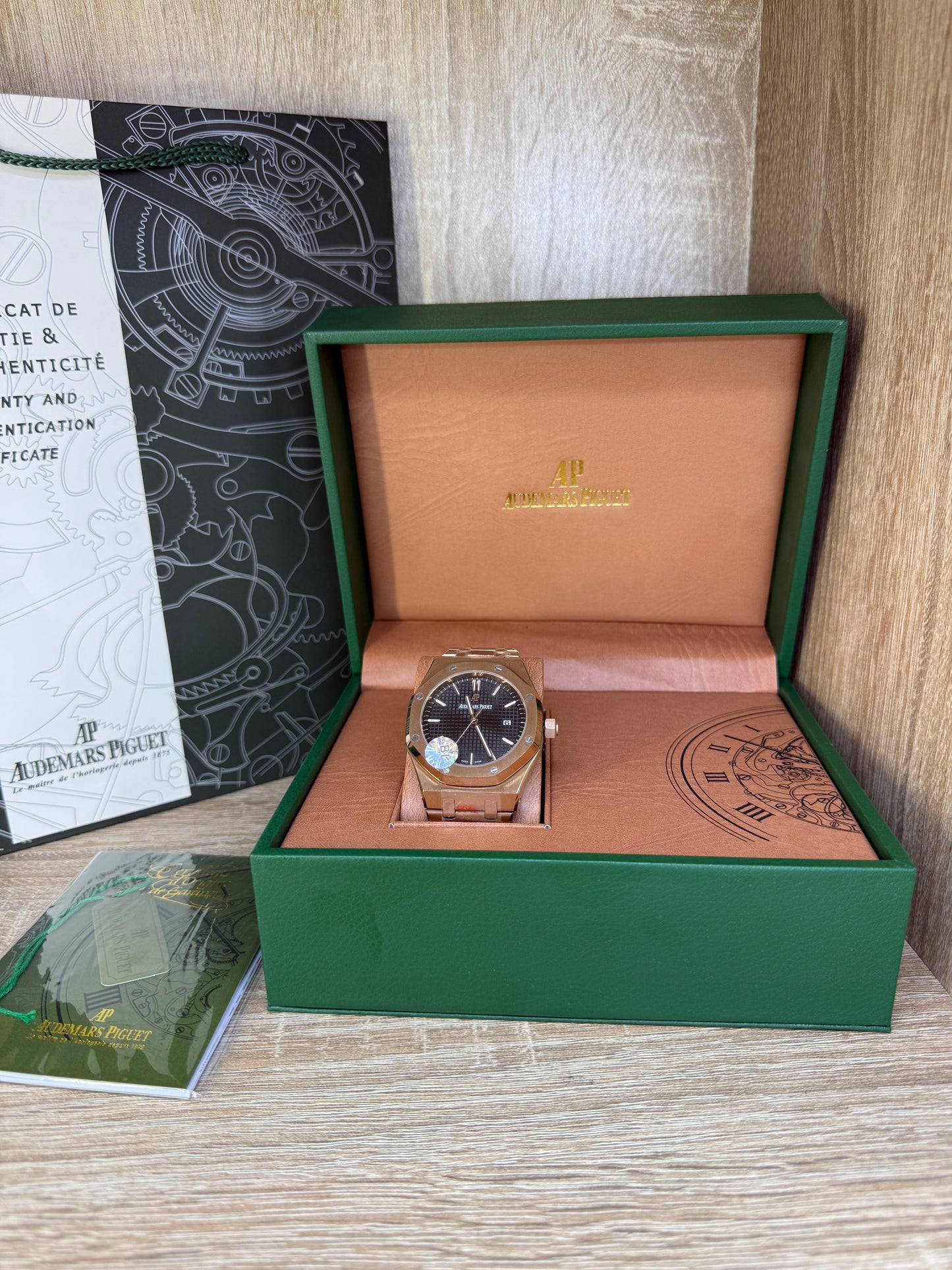 AP MASTER QUALITÉ ROSE GOLD PACKAGING
