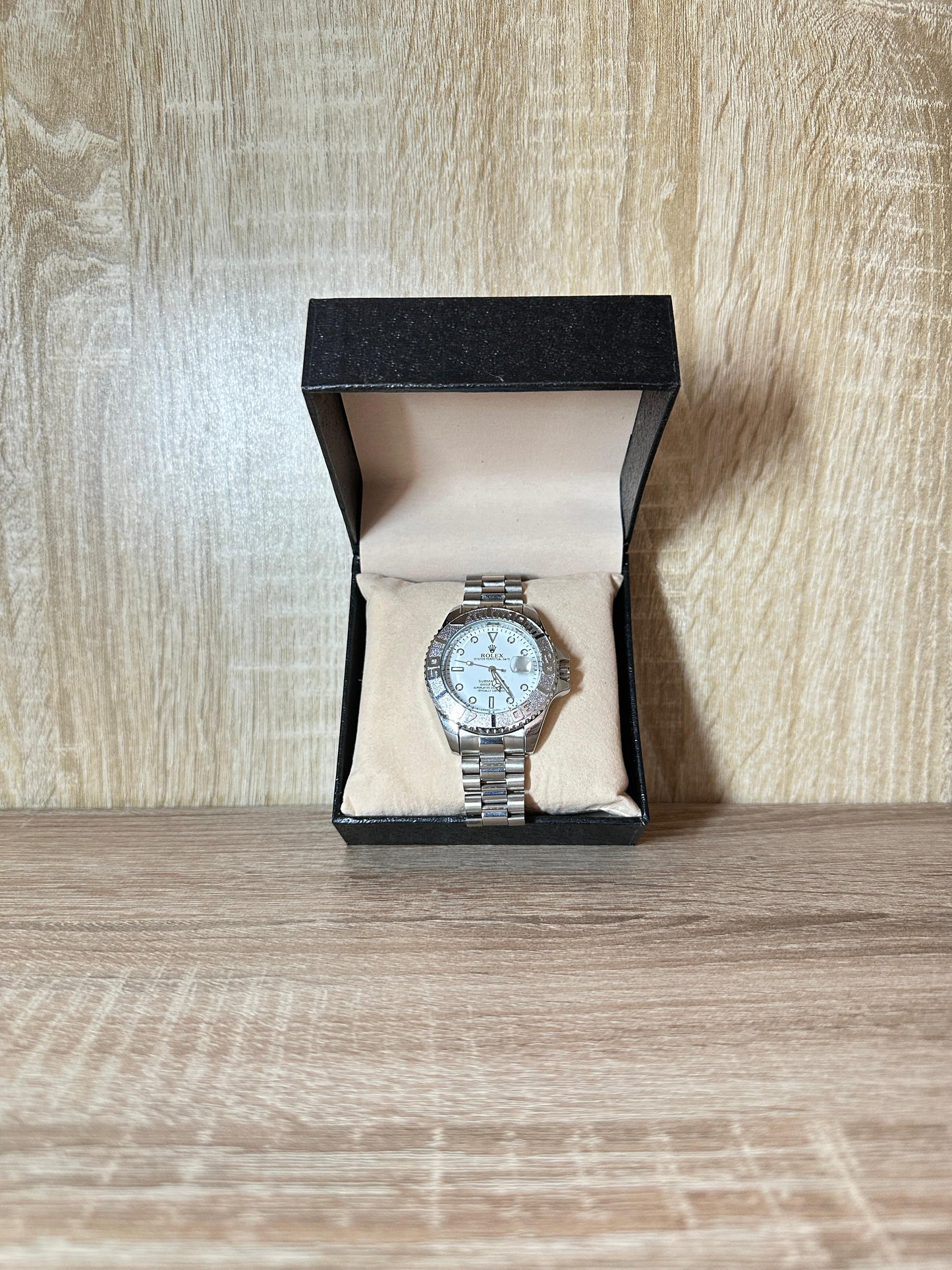 ROLEX PERPETUAL DATE BOITE SIMPLE