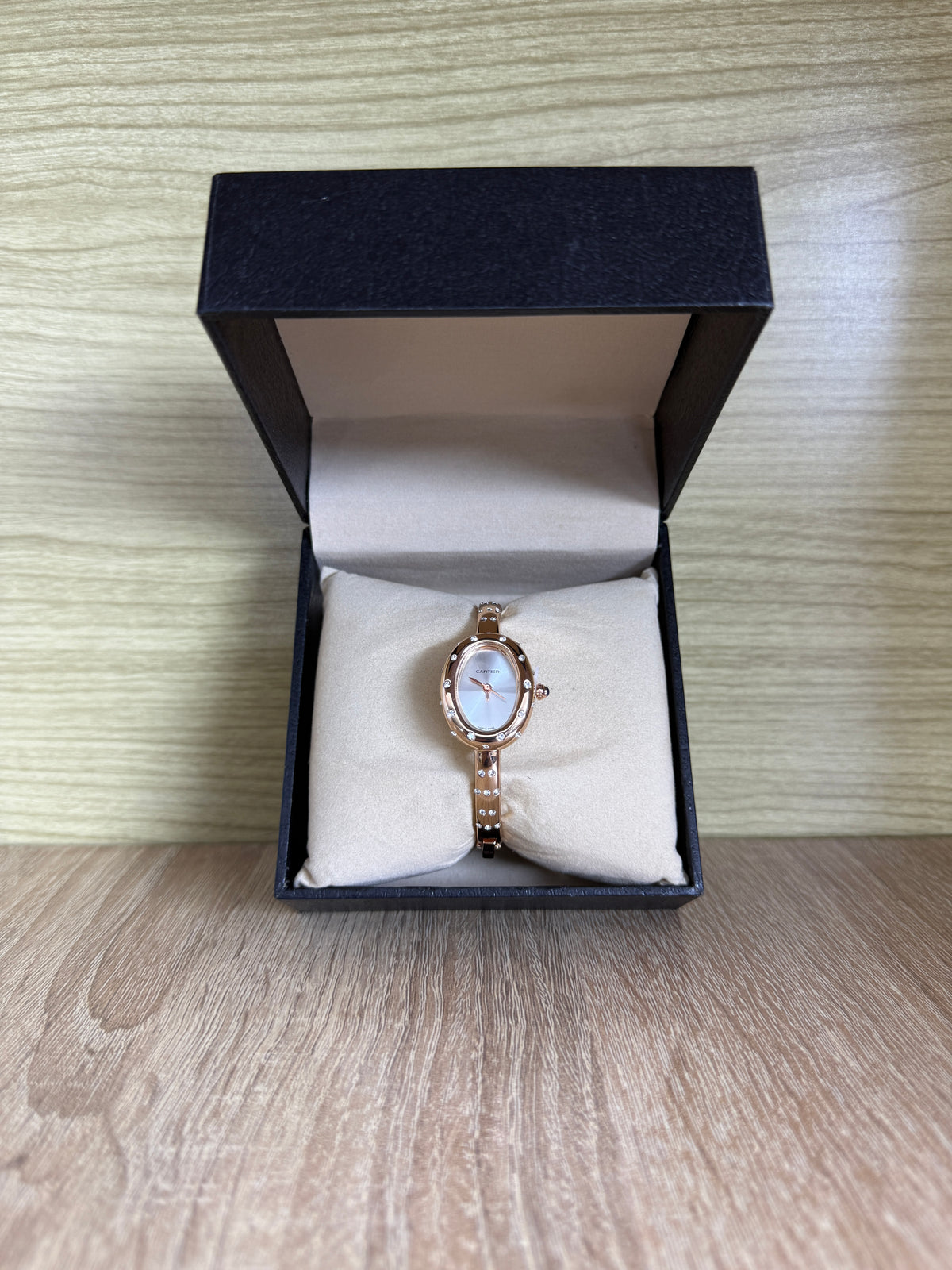 CARTIER FEMMES BAIGNOIRE 2026 BOITE SIMPLE