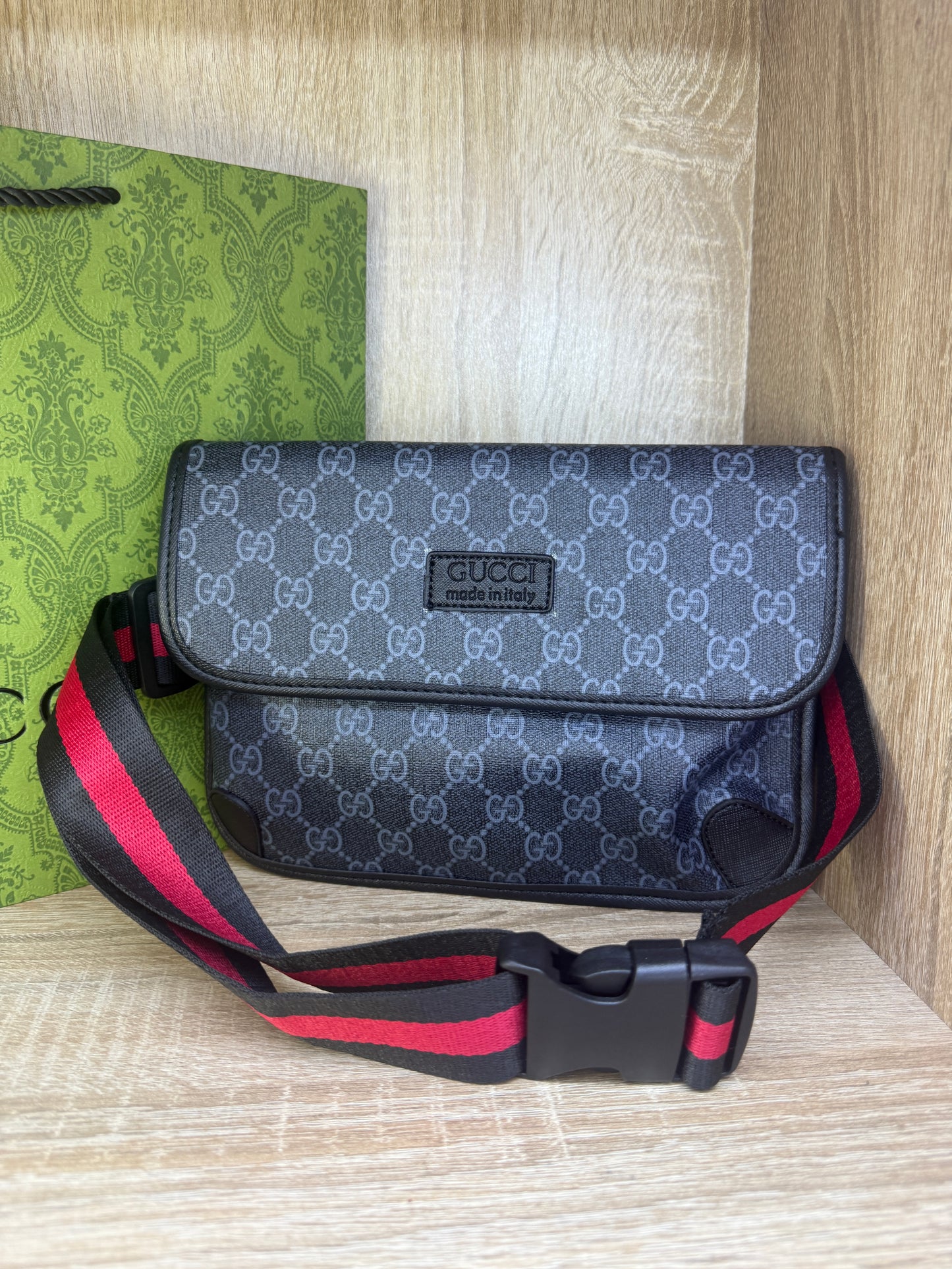 SAC GUCCI HOMMES 2026 AVEC SACHETS
