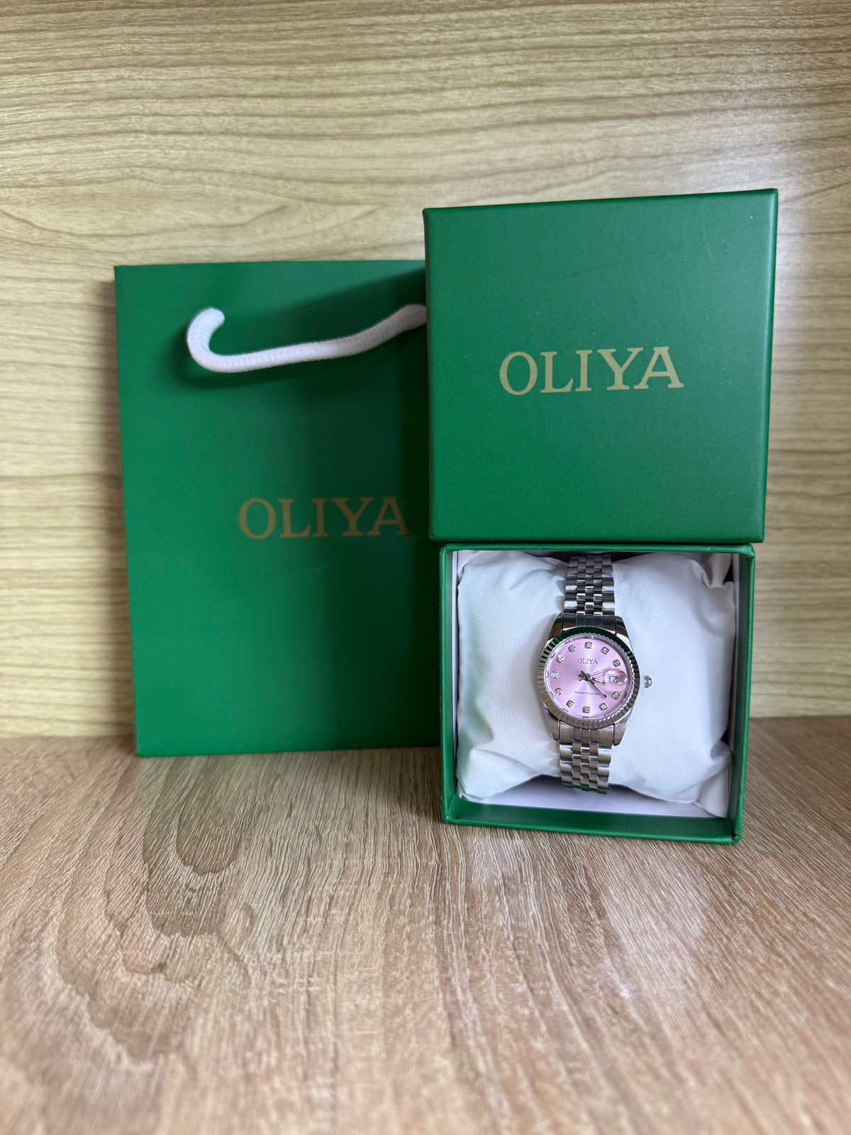 MONTRE FEMMES OLIYA GRIS TABLEAU ROSE AVEC PACKAGING