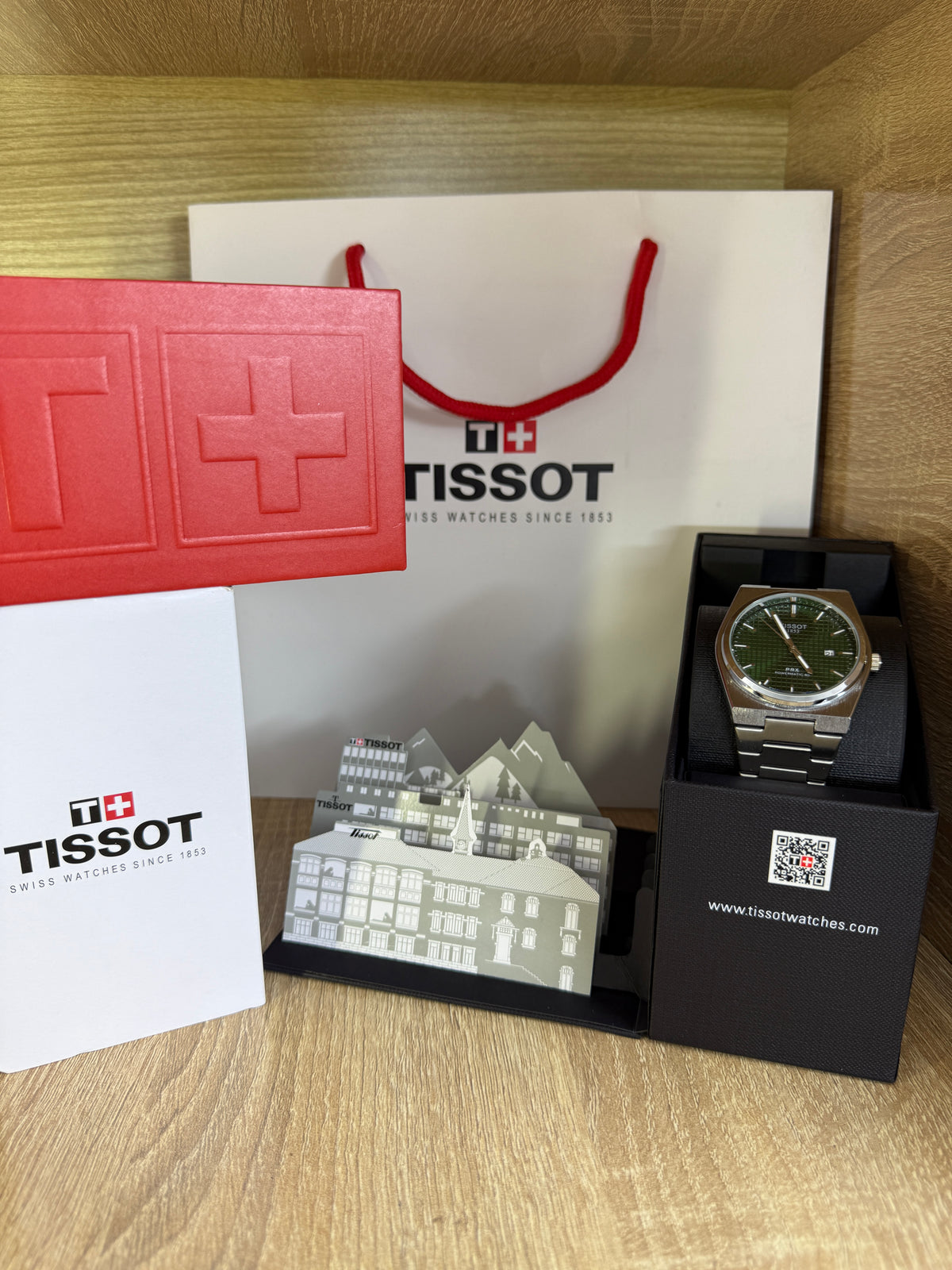 TISSOT ACIER COFFRET