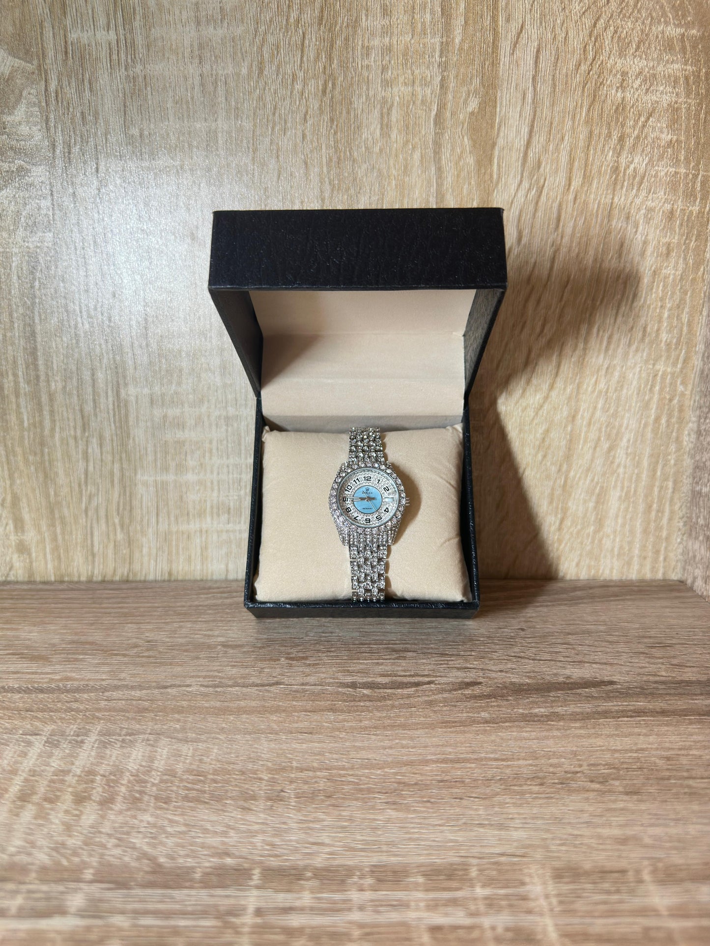 ROLEX FEMMES FULL DIAMONDS BOITE SIMPLE