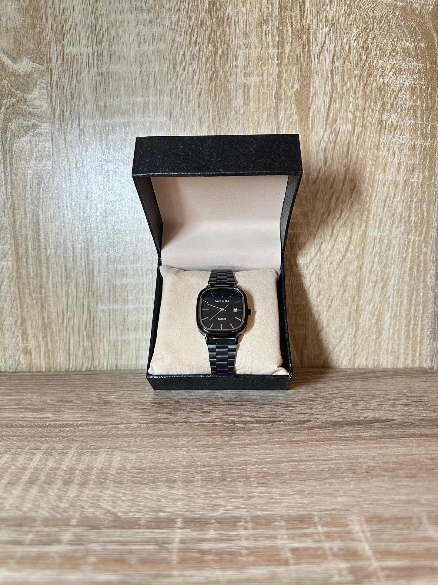 CASIO HOMMES CARRÉ ACIER