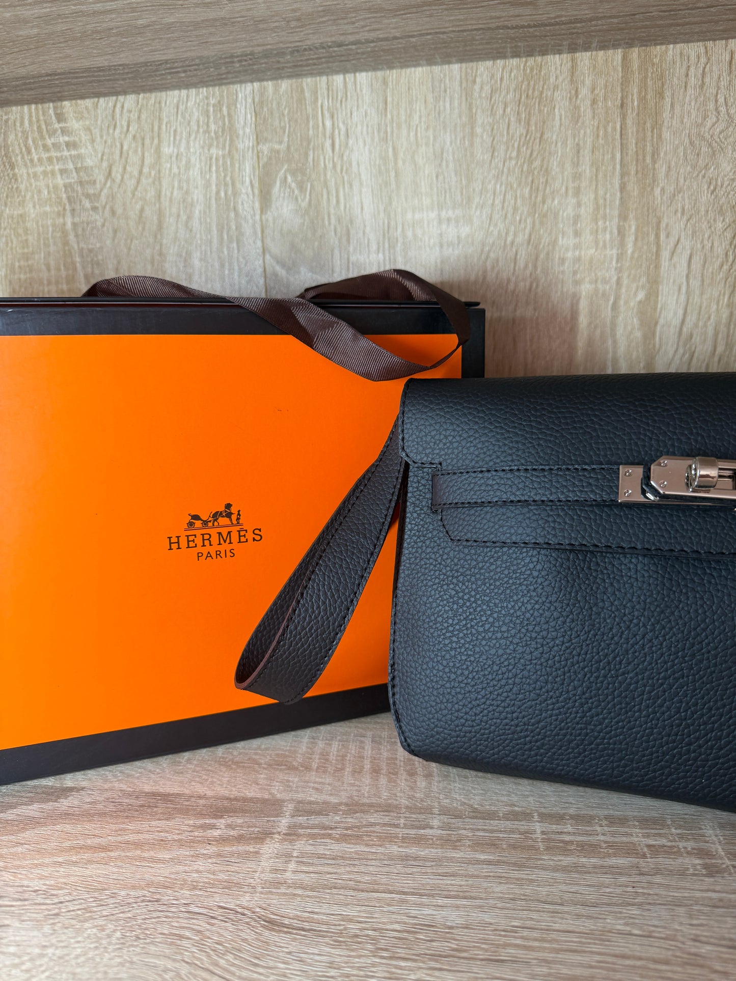 SAC HERMES HOMMES NOIR AVEC PACKAGING