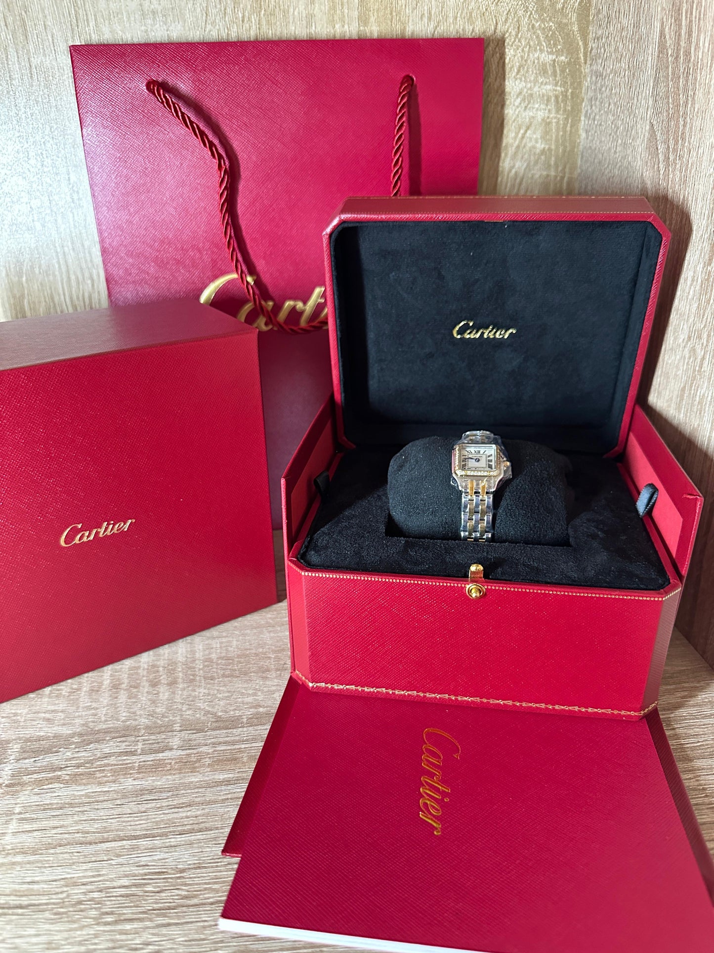 CARTIER CARRE PETITE TAILLE MASTER QUALITÉ COFFRET