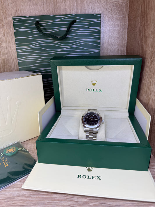 ROLEX HOMMES CHIFFRE AVEC COFFRET