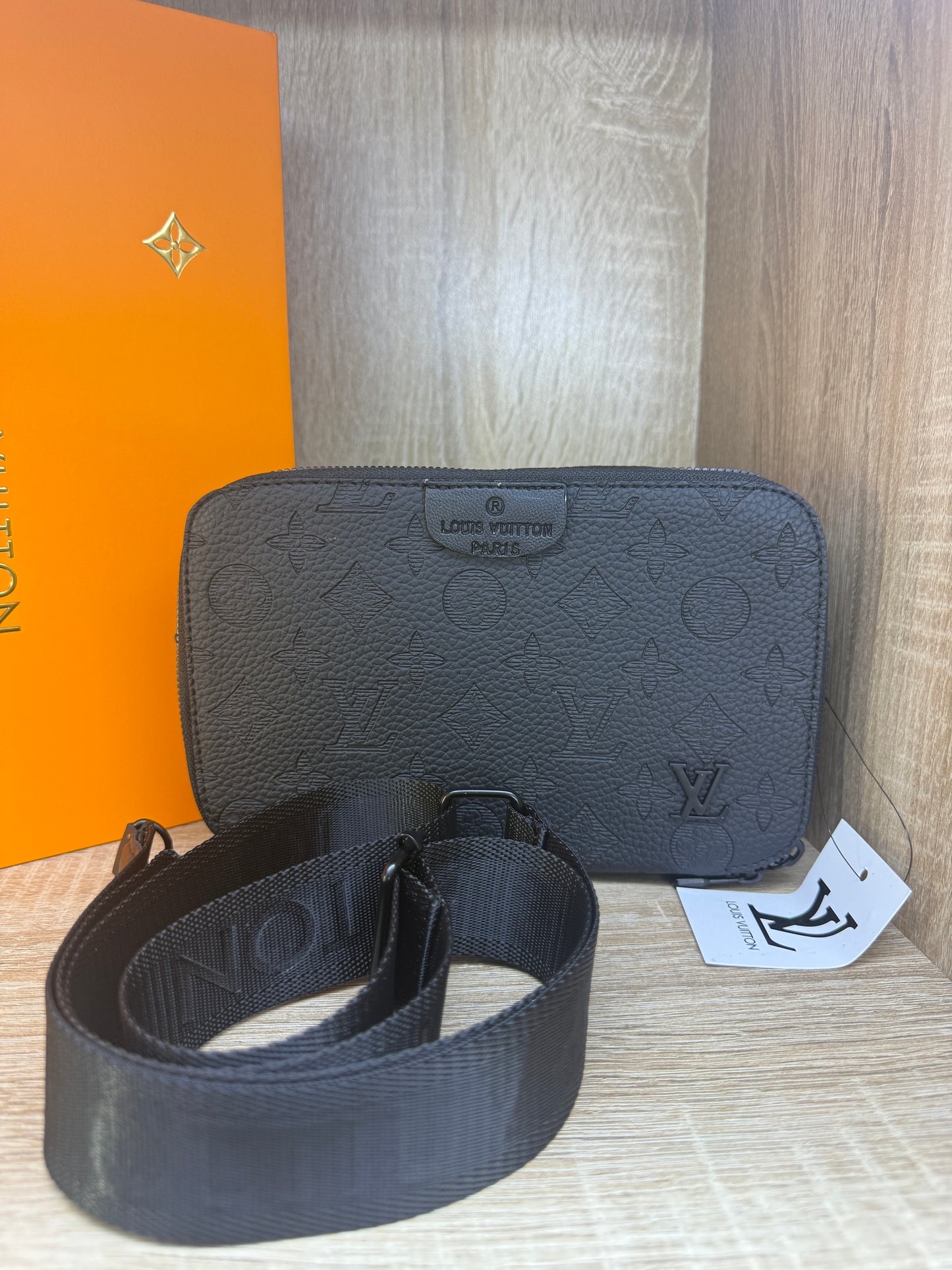 SAC LV HOMMES NEW PETITE ETOILE  AVEC PACKAGING