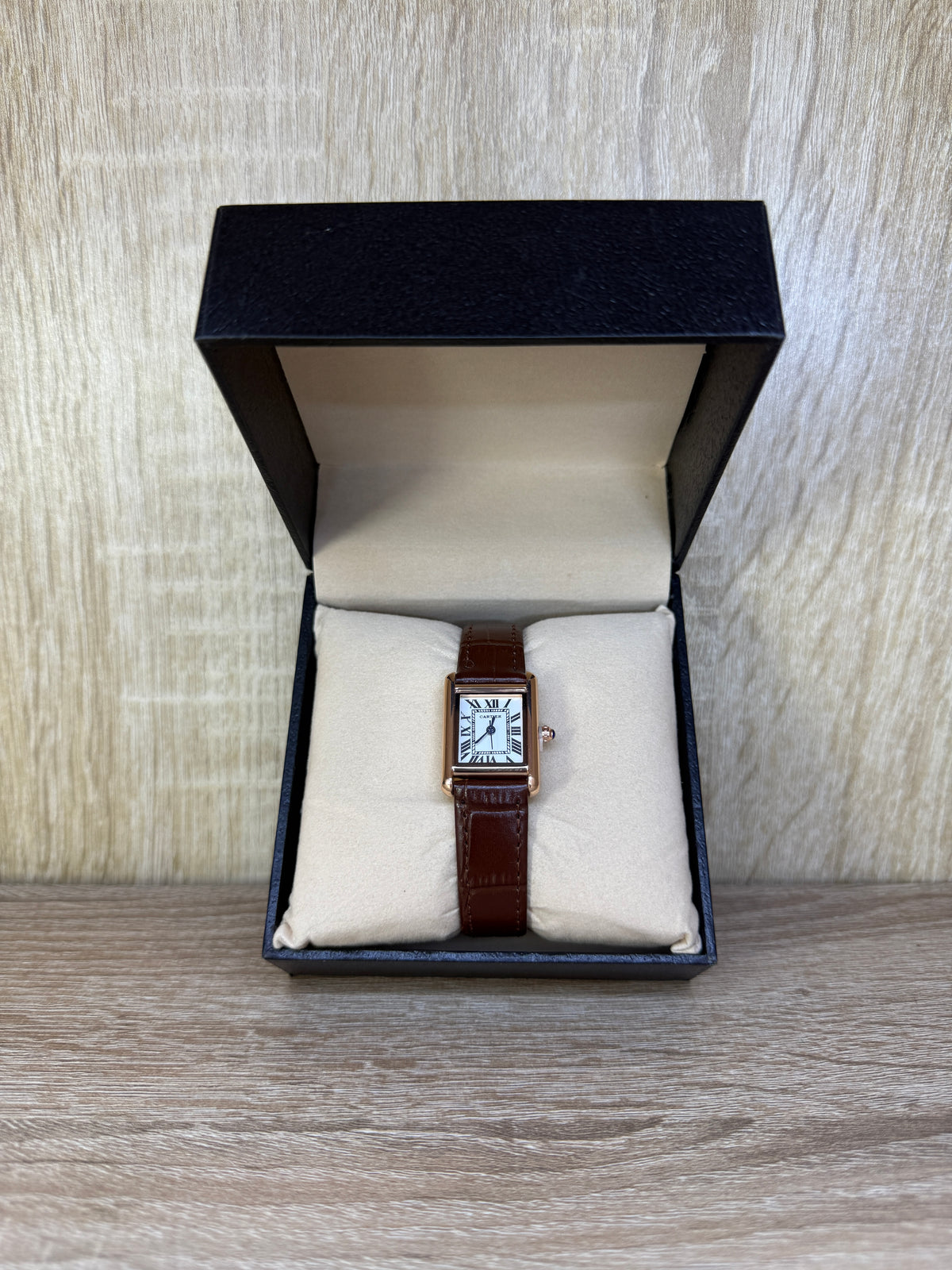 CARTIER TANK FEMMES BOITE SIMPLE