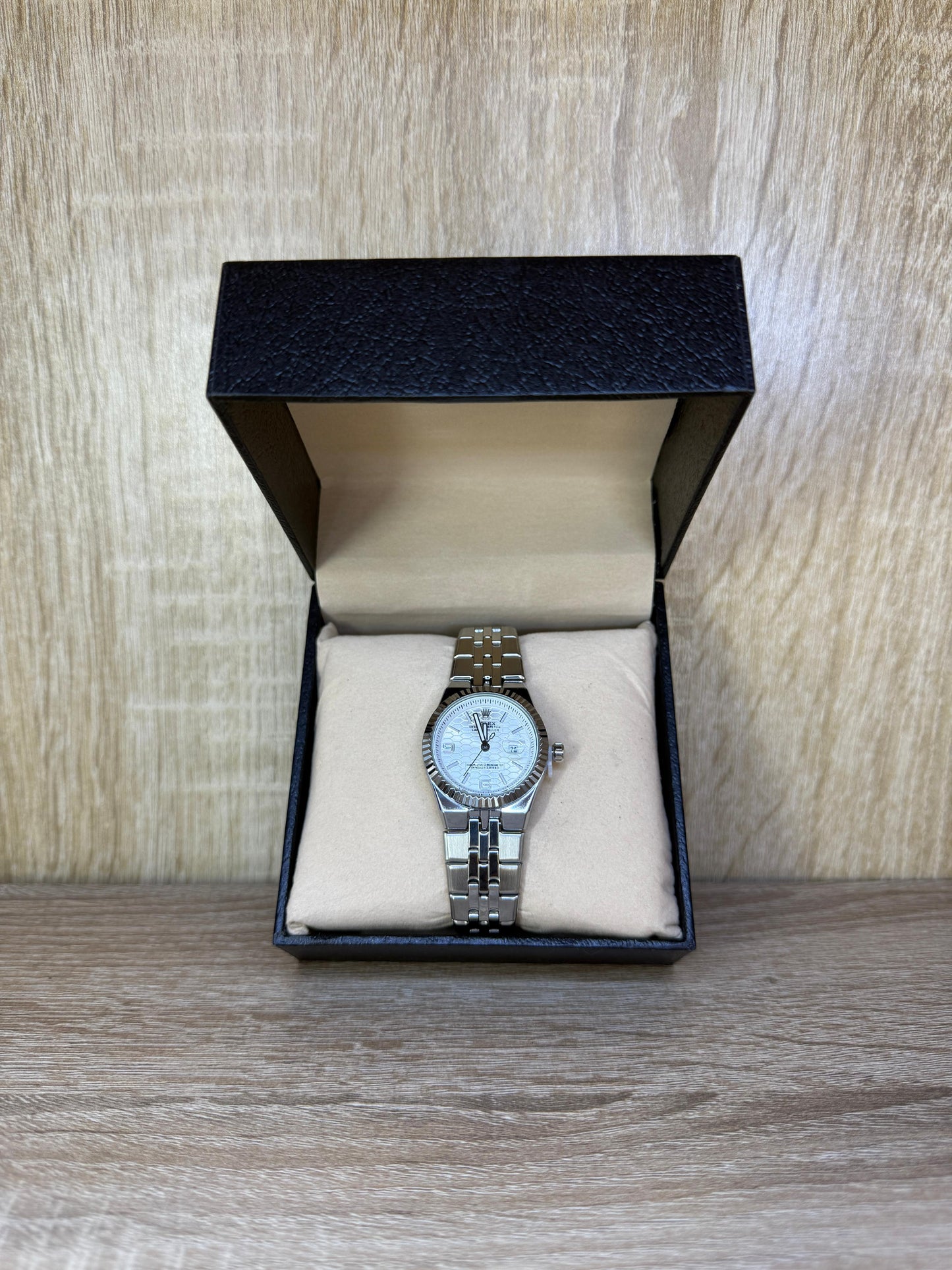 ROLEX FEMMES 2025 BOITE SIMPLE