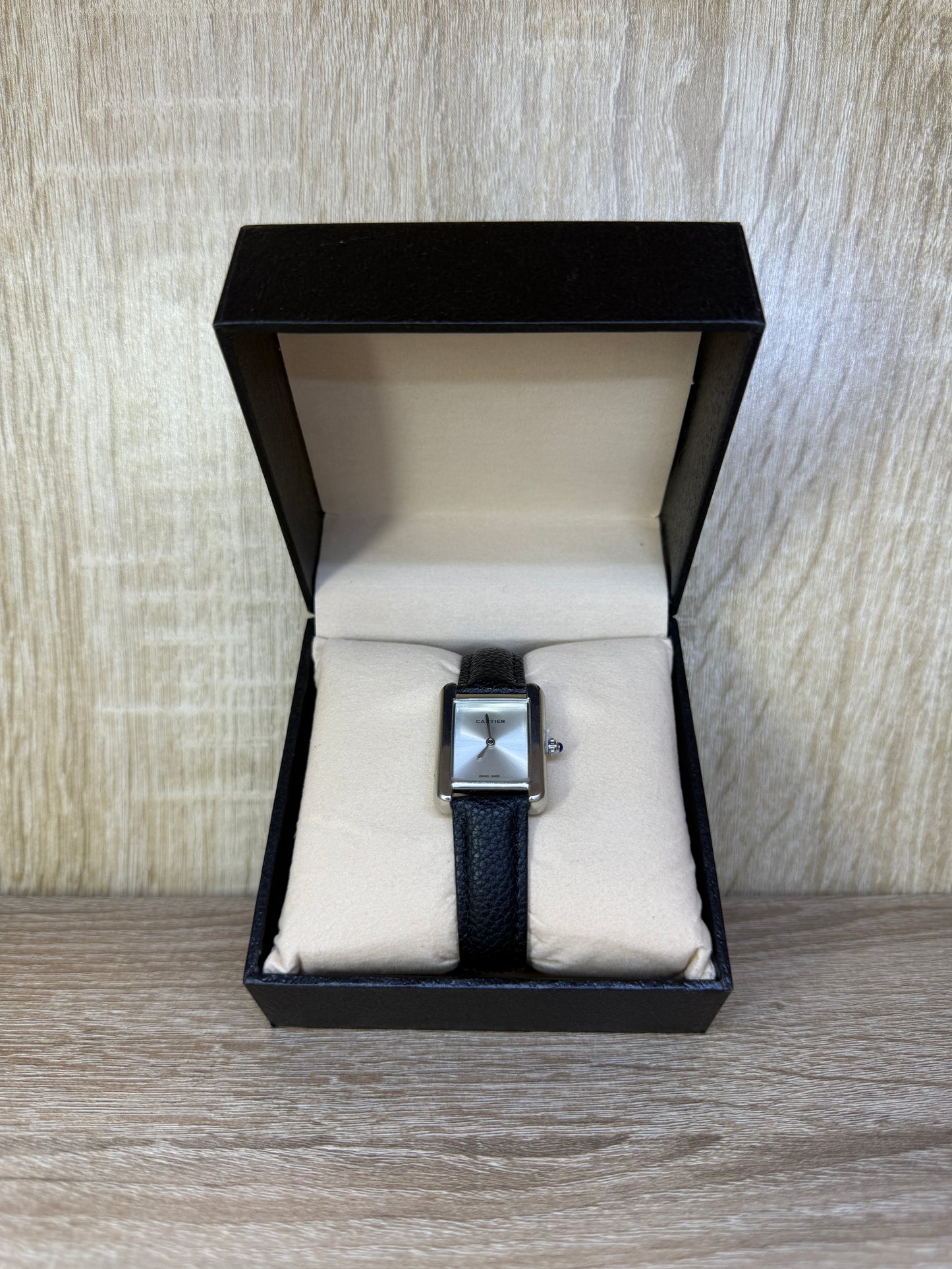 CARTIER TANK MUST FEMMES BOITE SIMPLE