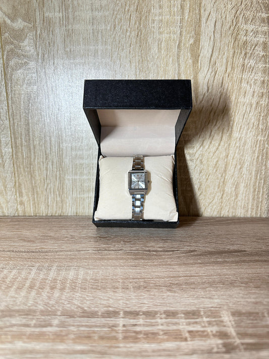 CASIO FEMMES RECTANGULAIRE OLD MONEY