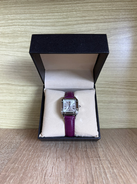 CARTIER SANTOS FEMMES CARRE CUIR BOITE SIMPLE