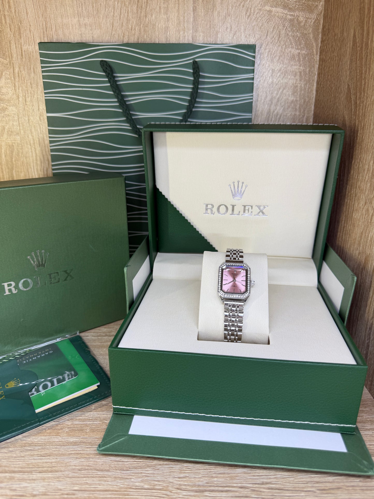 ROLEX FEMMES RECTANGULAIR GRIS ROSE DIAMONDS COFFRET