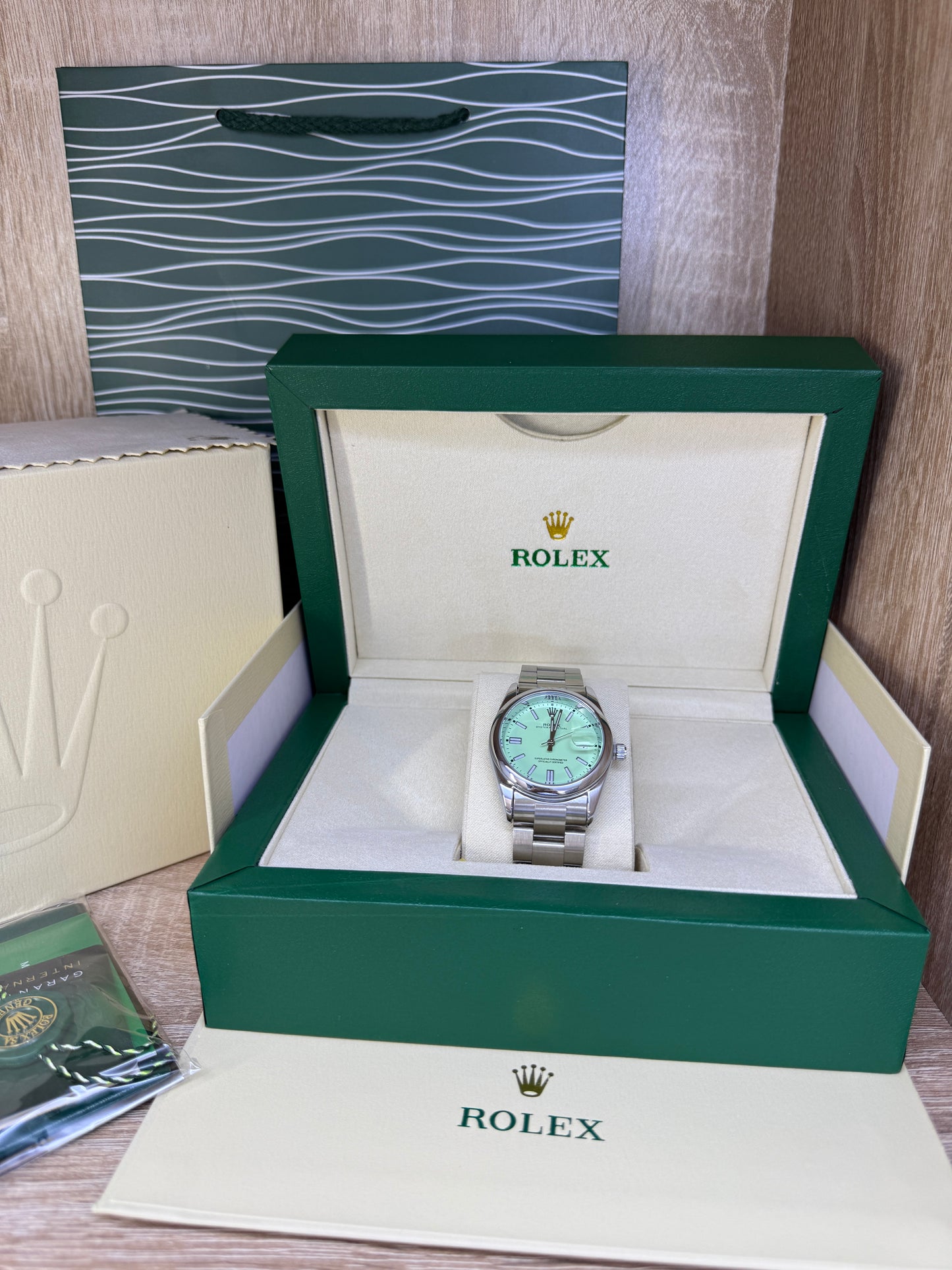 ROLEX 36MM FEMMES AVEC COFFRET