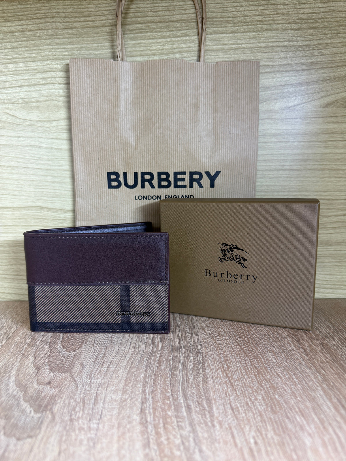 PORTE MONNAIE BURBERRY HOMMES MARRON AVEC SACHET