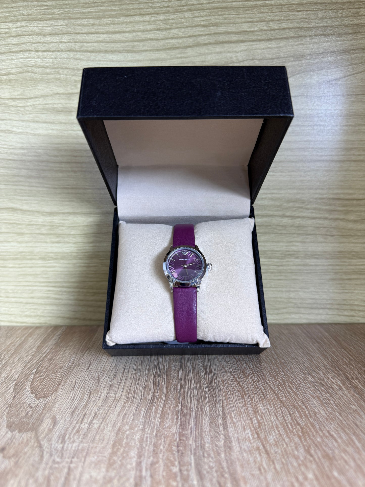 ARMANI FEMMES CERCLE CUIR BOITE SIMPLE