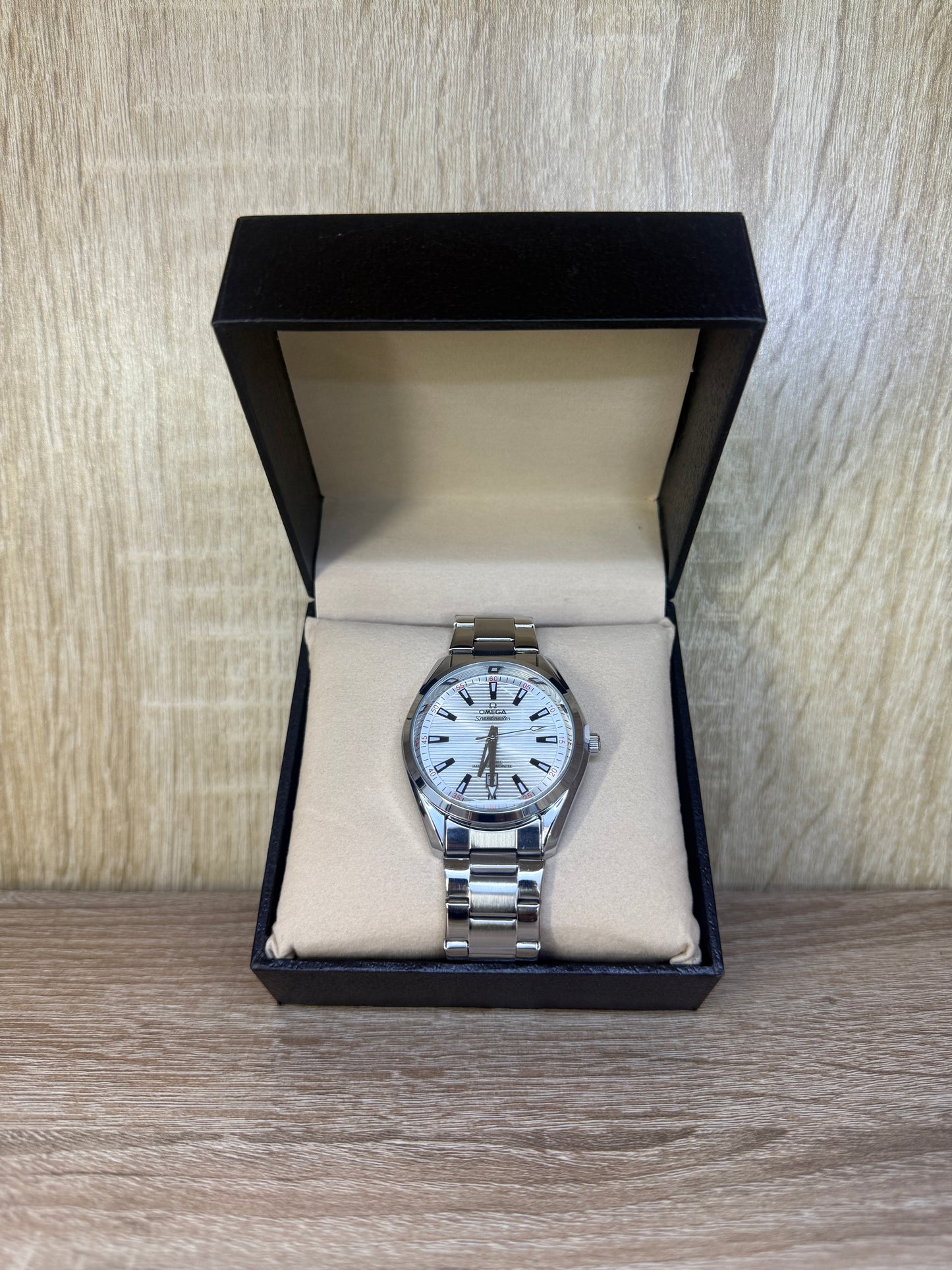 OMEGA HOMMES ACIER BOITE SIMPLE