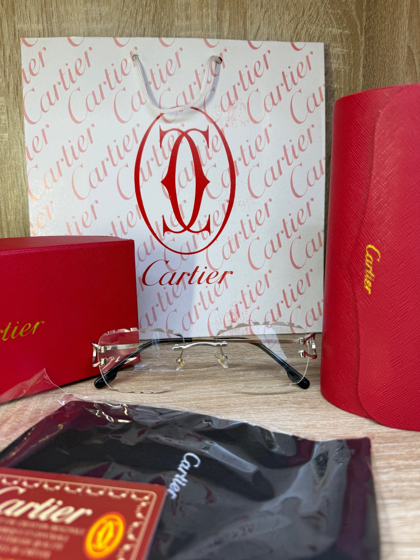 LUNETTE CARTIER HOMMES AVEC PACKAGING