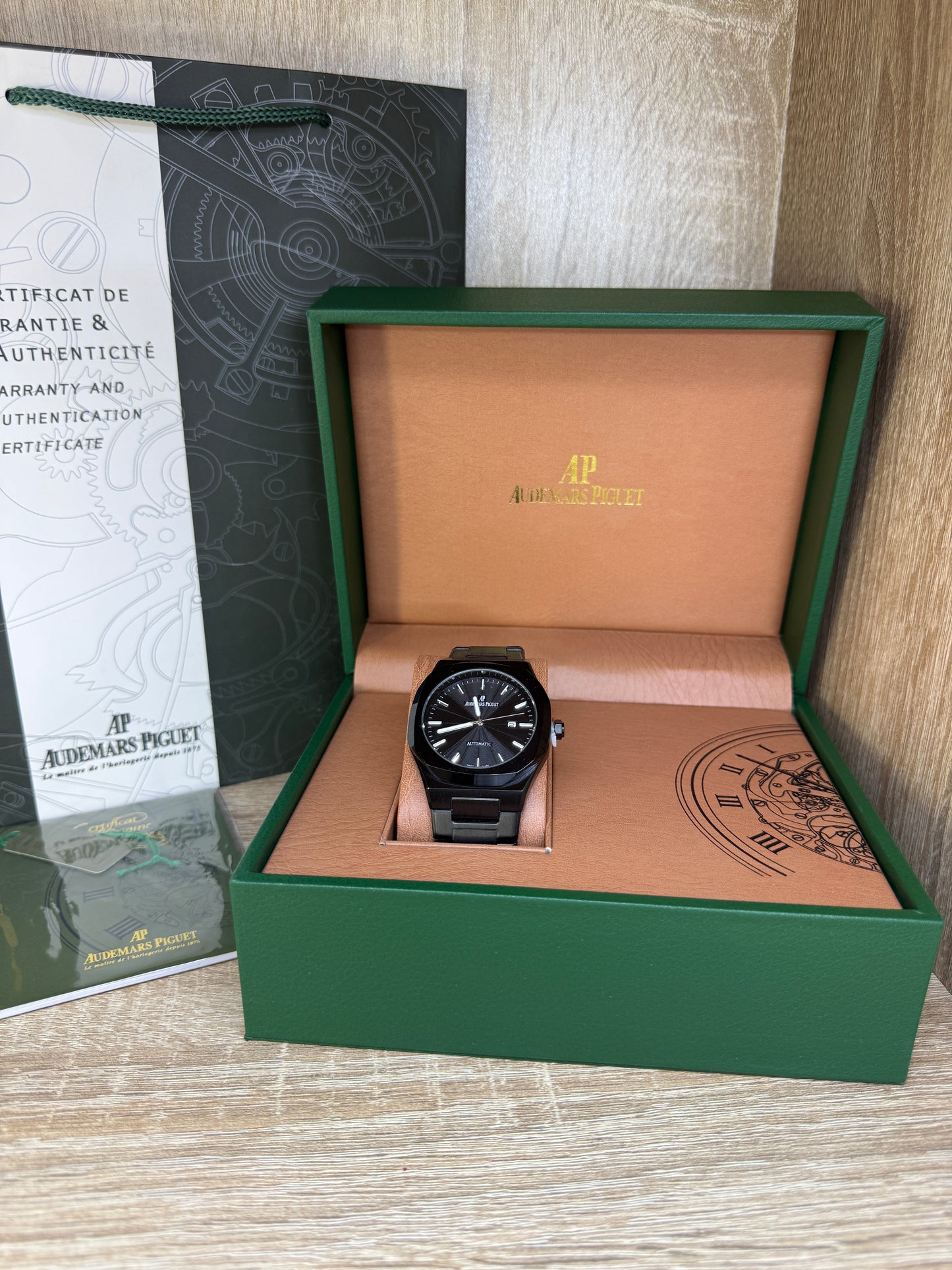 AP HOMMES AVEC COFFRET