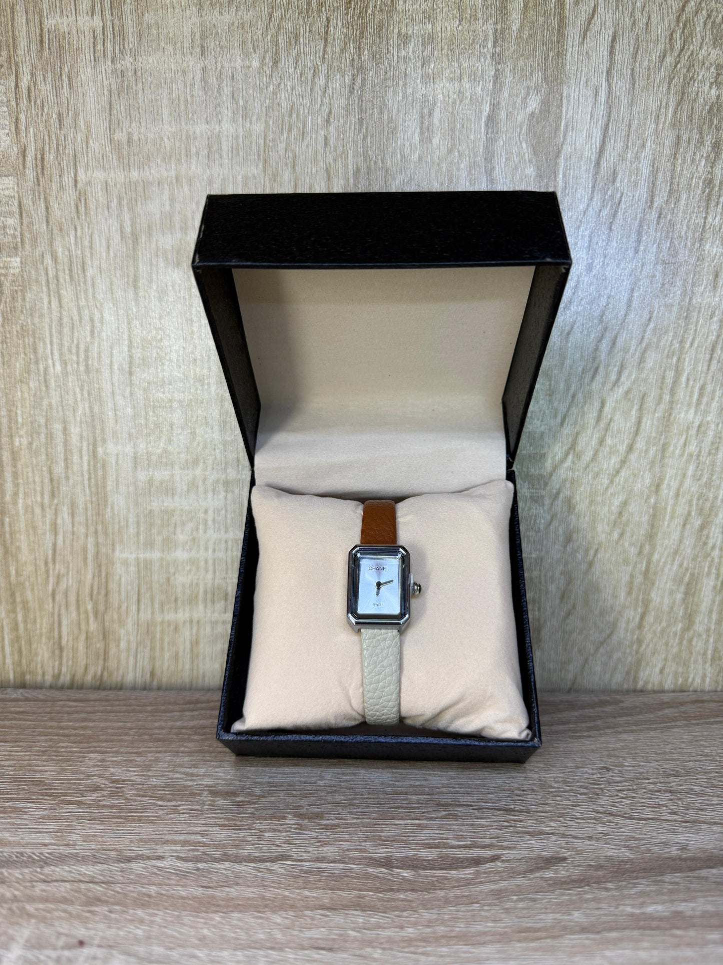 CHANEL FEMMES CUIR BOITE SIMPLE