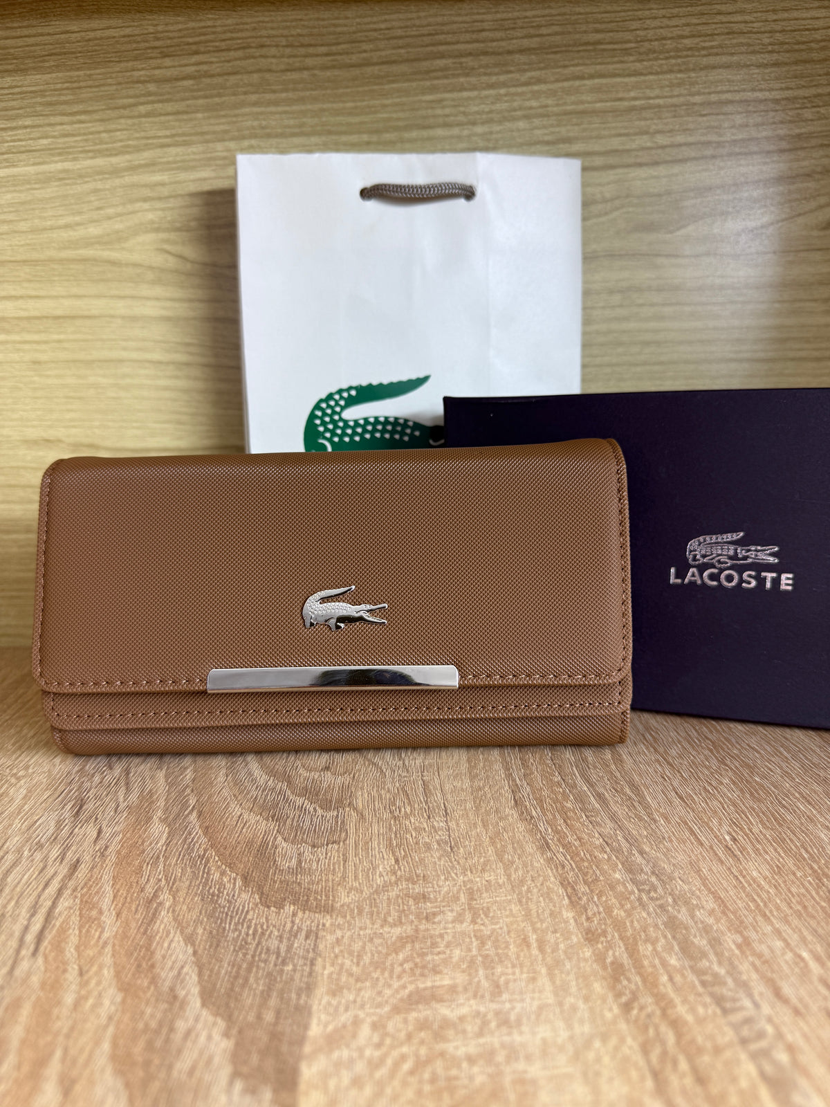 PORTE FEUILLE LACOSTE FEMMES AVEC SACHET