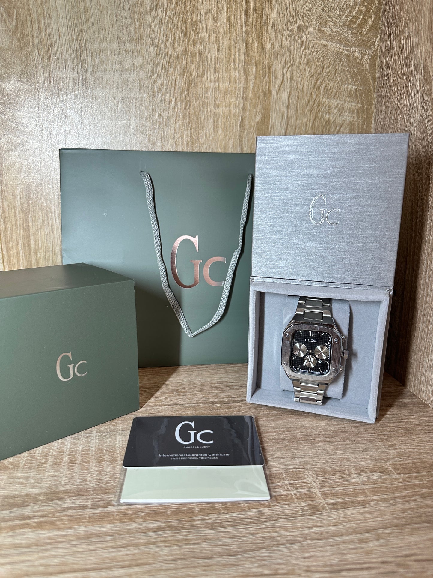 GC HOMMES CARRÉ