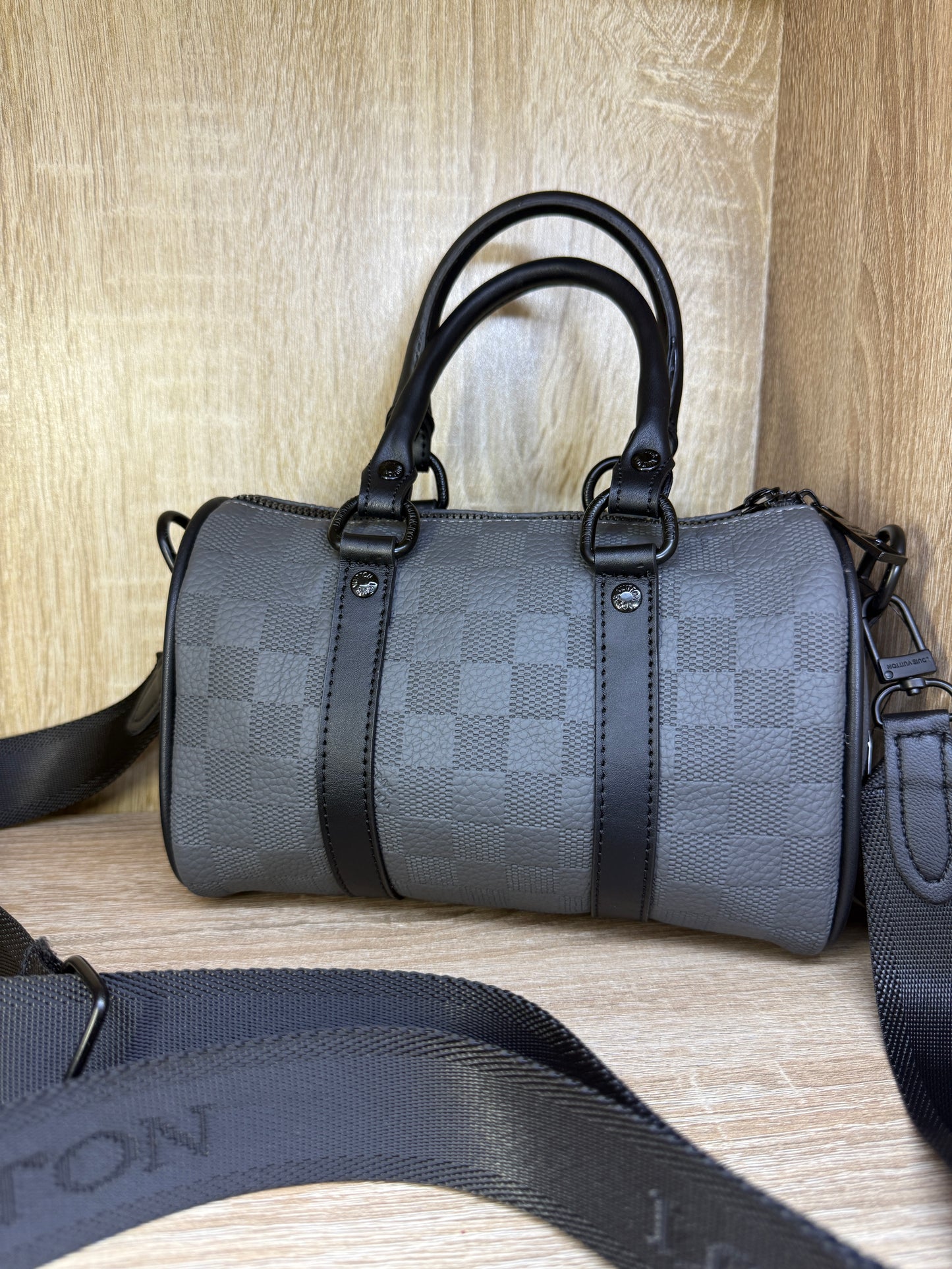 SAC LV HOMMES KEEPALL GRIS