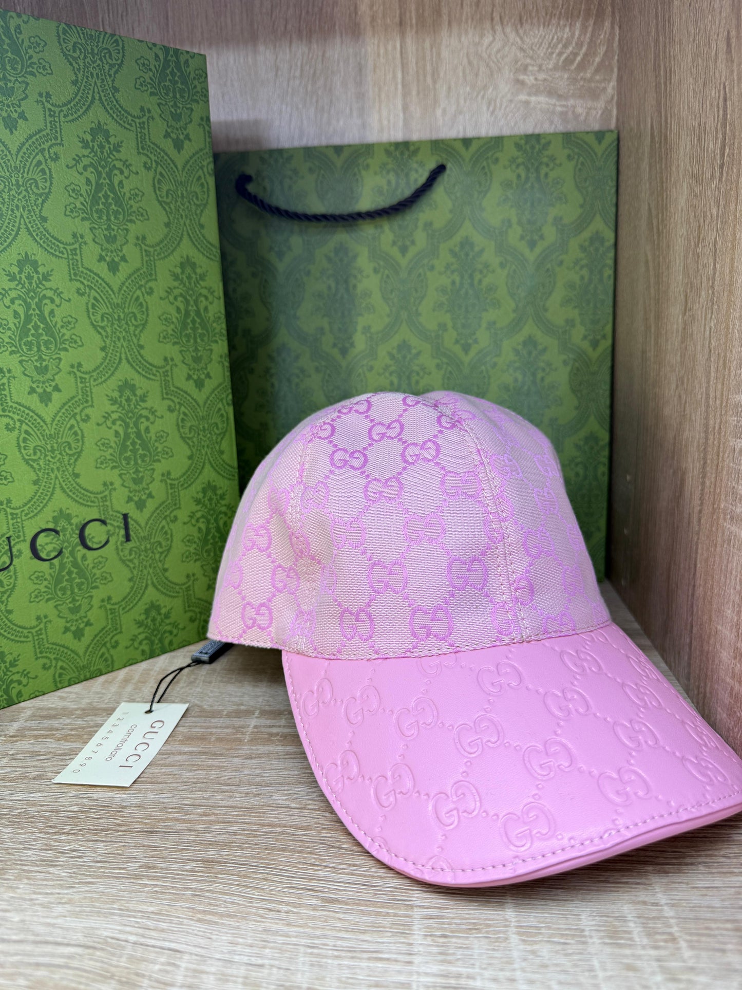 CASQUETTE GUCCI 1 AVEC PACKAGING
