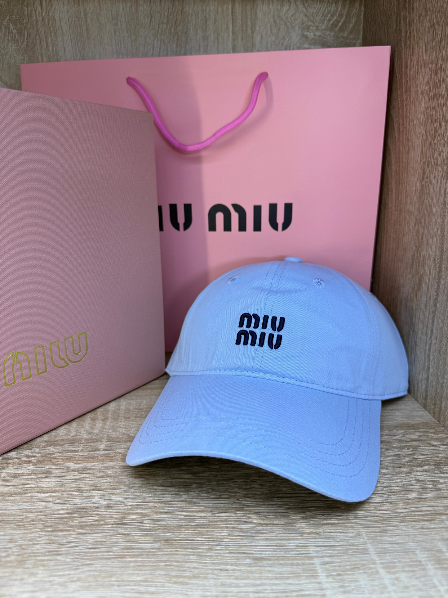 CASQUETTE MIUMIU 2 AVEC PACKAGING
