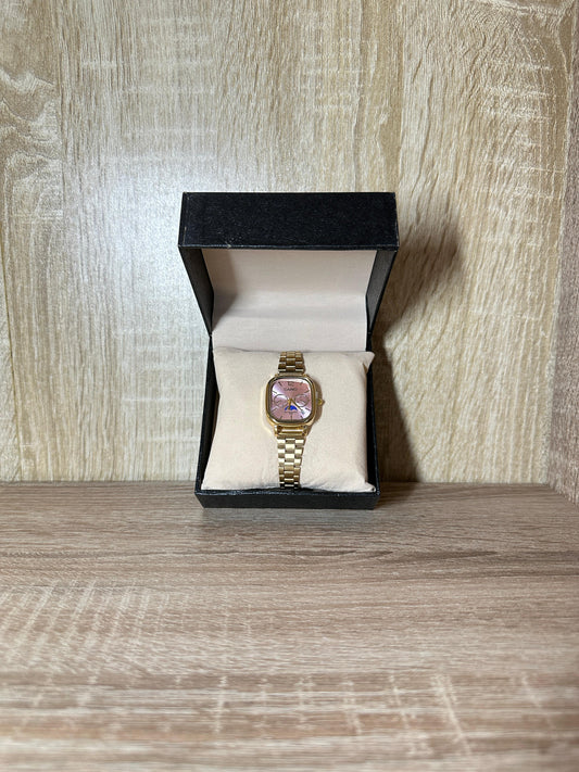 CASIO CARRÉ FEMMES
