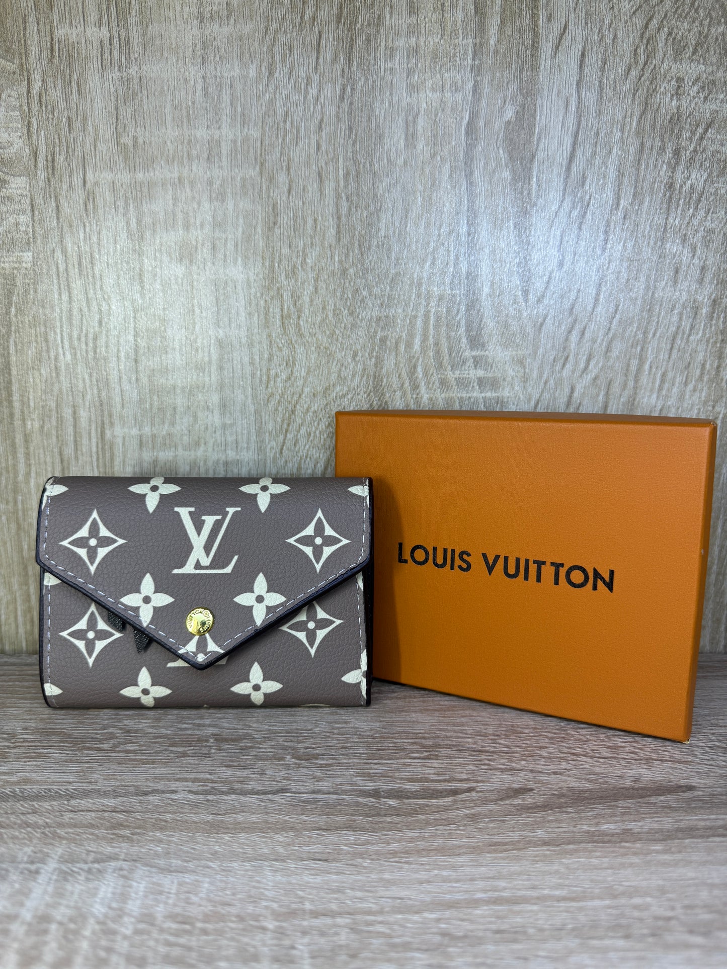 PORTE MONNAIE FEMMES LV V MONOGRAMME