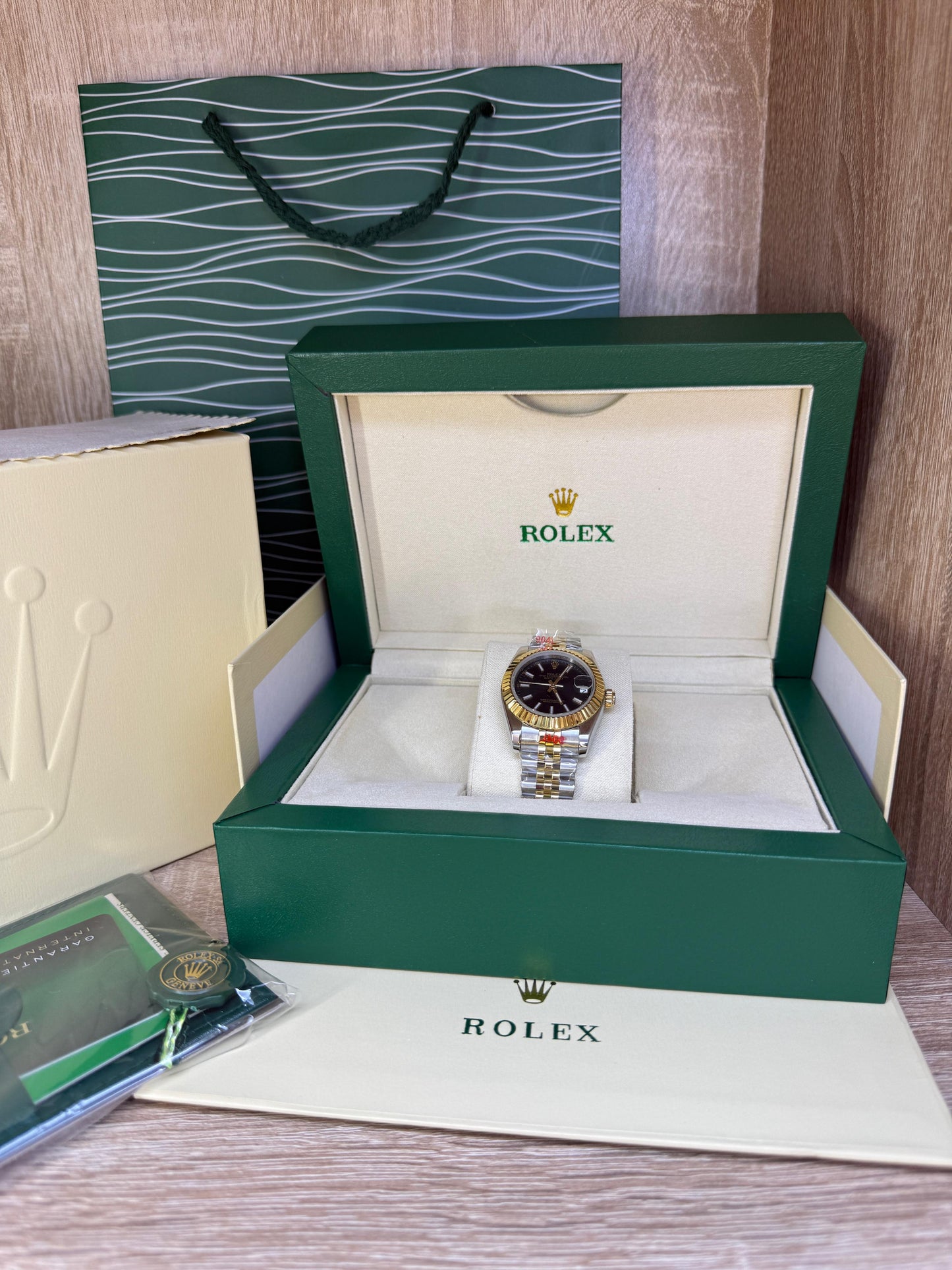 ROLEX FEMMES MASTER QUALITY AVEC COFFRET