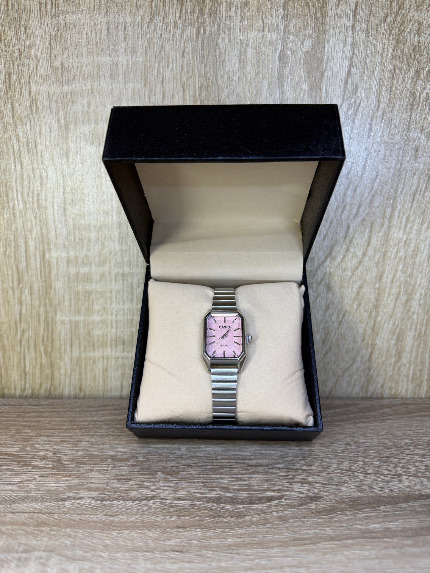 CASIO RECTANGULAIRE FEMMES 2026 BOITE SIMPLE