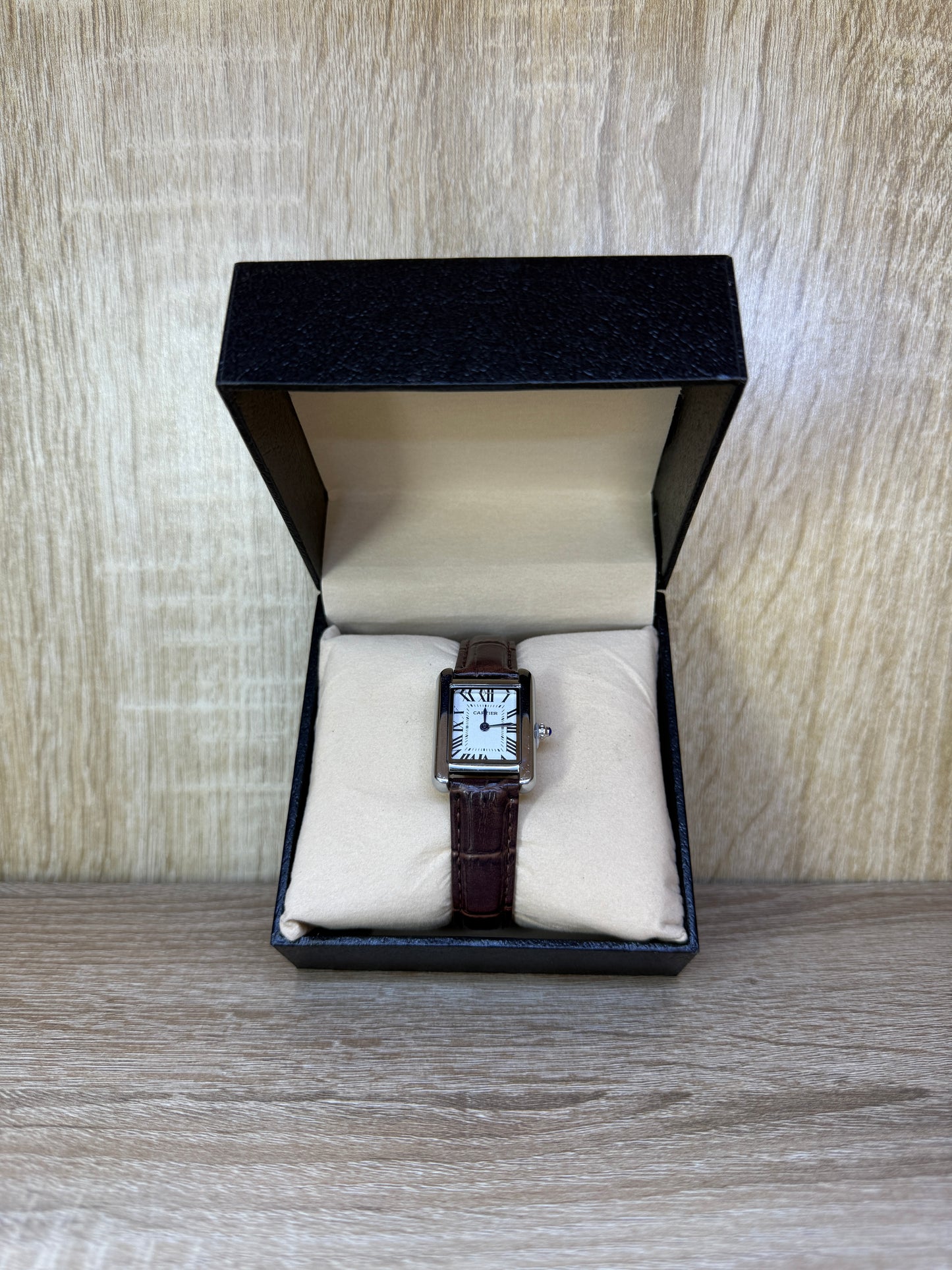 CARTIER TANK FEMMES BOITE SIMPLE