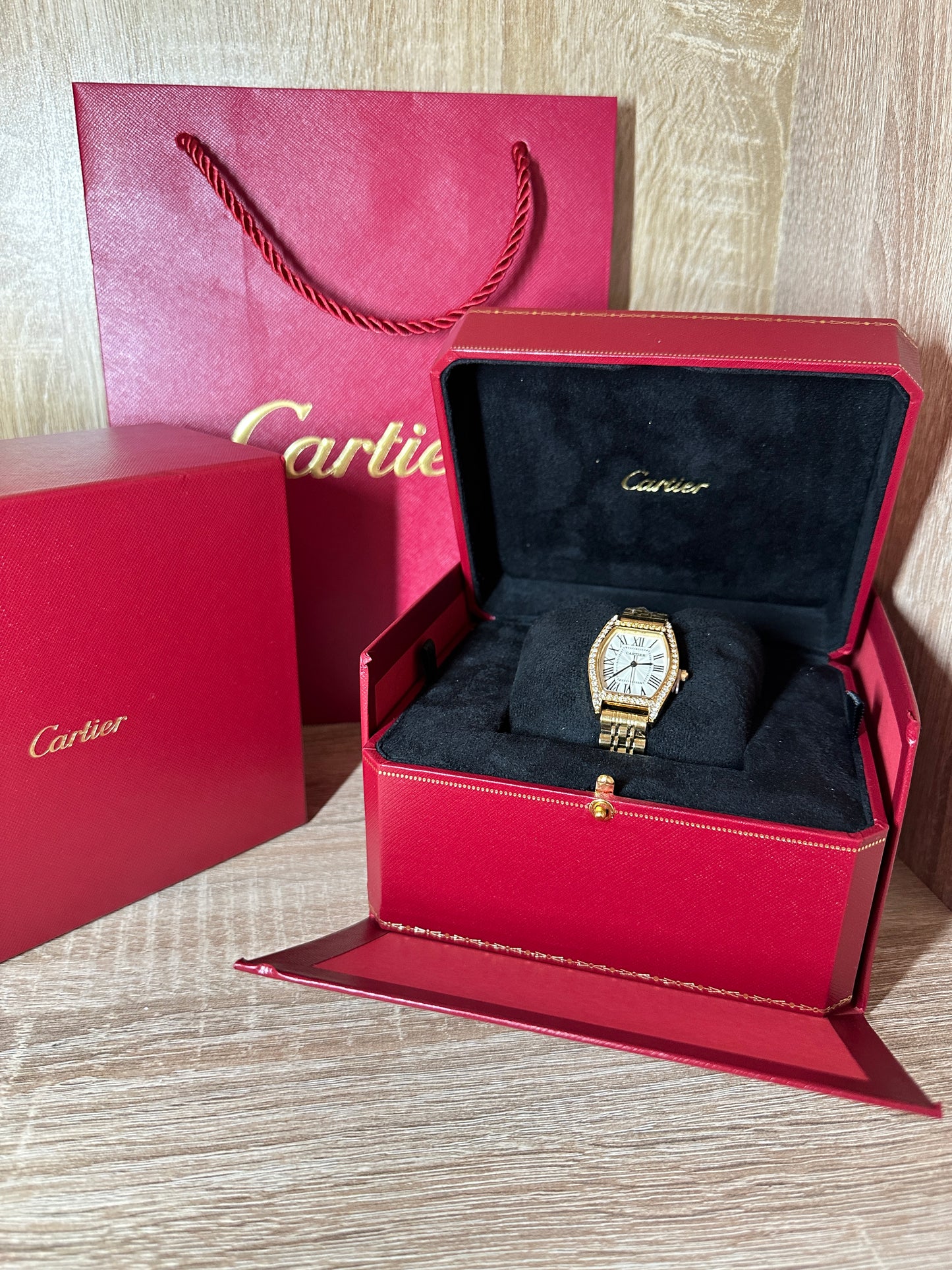 CARTIER RECTANGULAIRE DIAMONDS FEMMES COFFRET