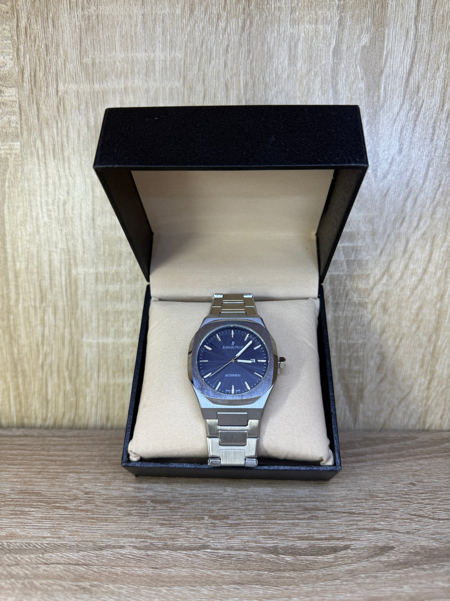 AP HOMMES AVEC COFFRET
