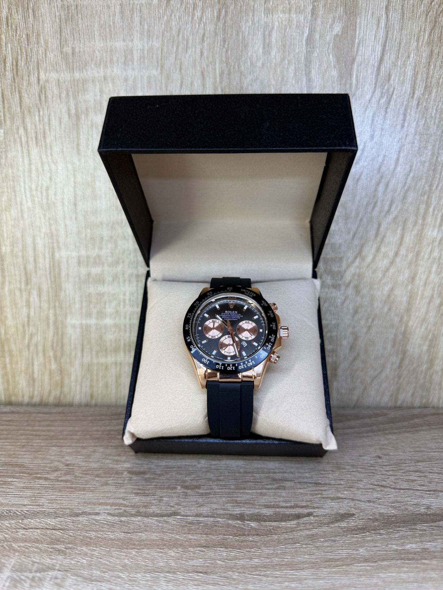 ROLEX DAYTONA HOMMES BOITE SIMPLE