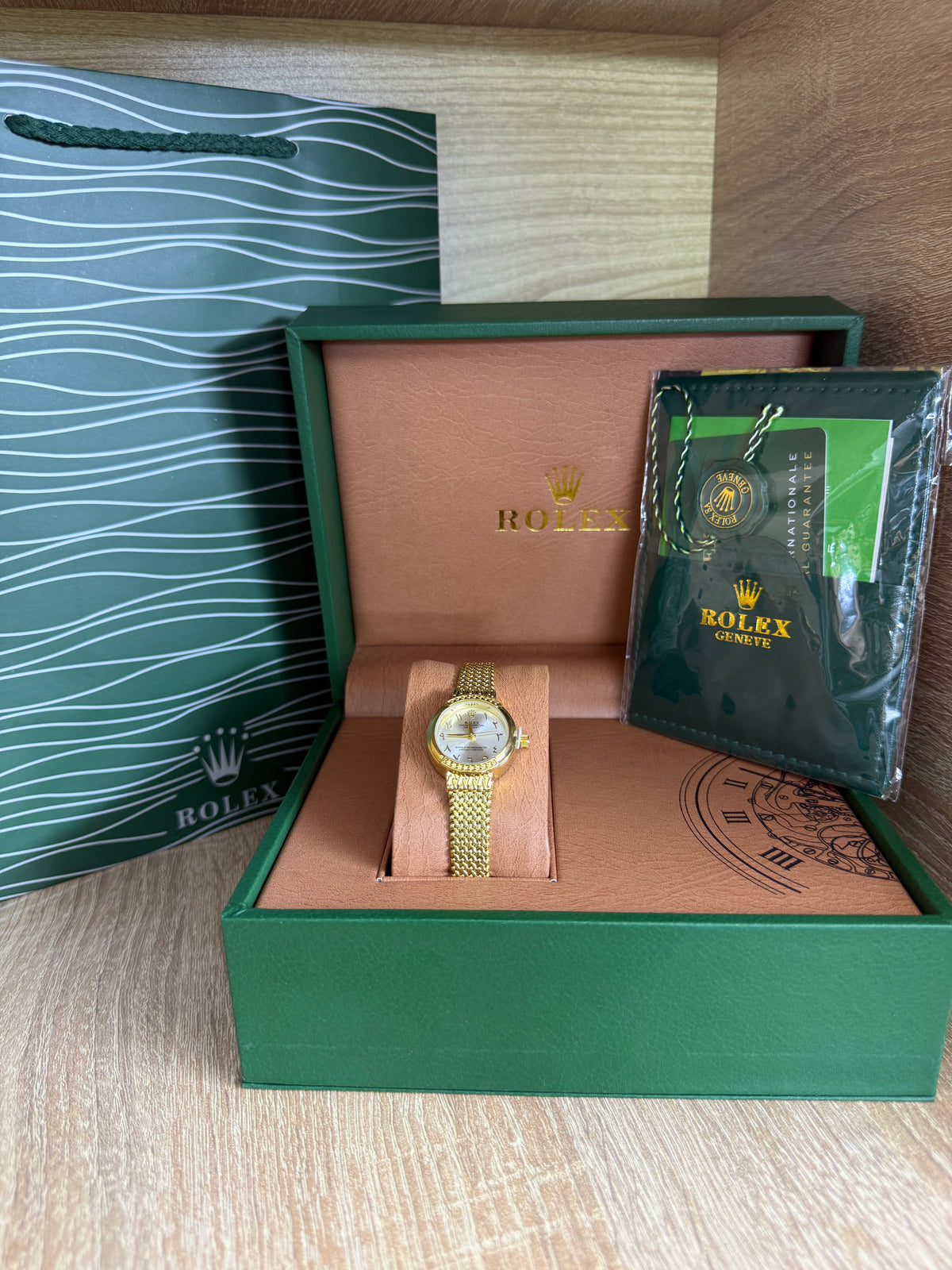 ROLEX FEMMES ARABIA GOLD AVEC COFFRET